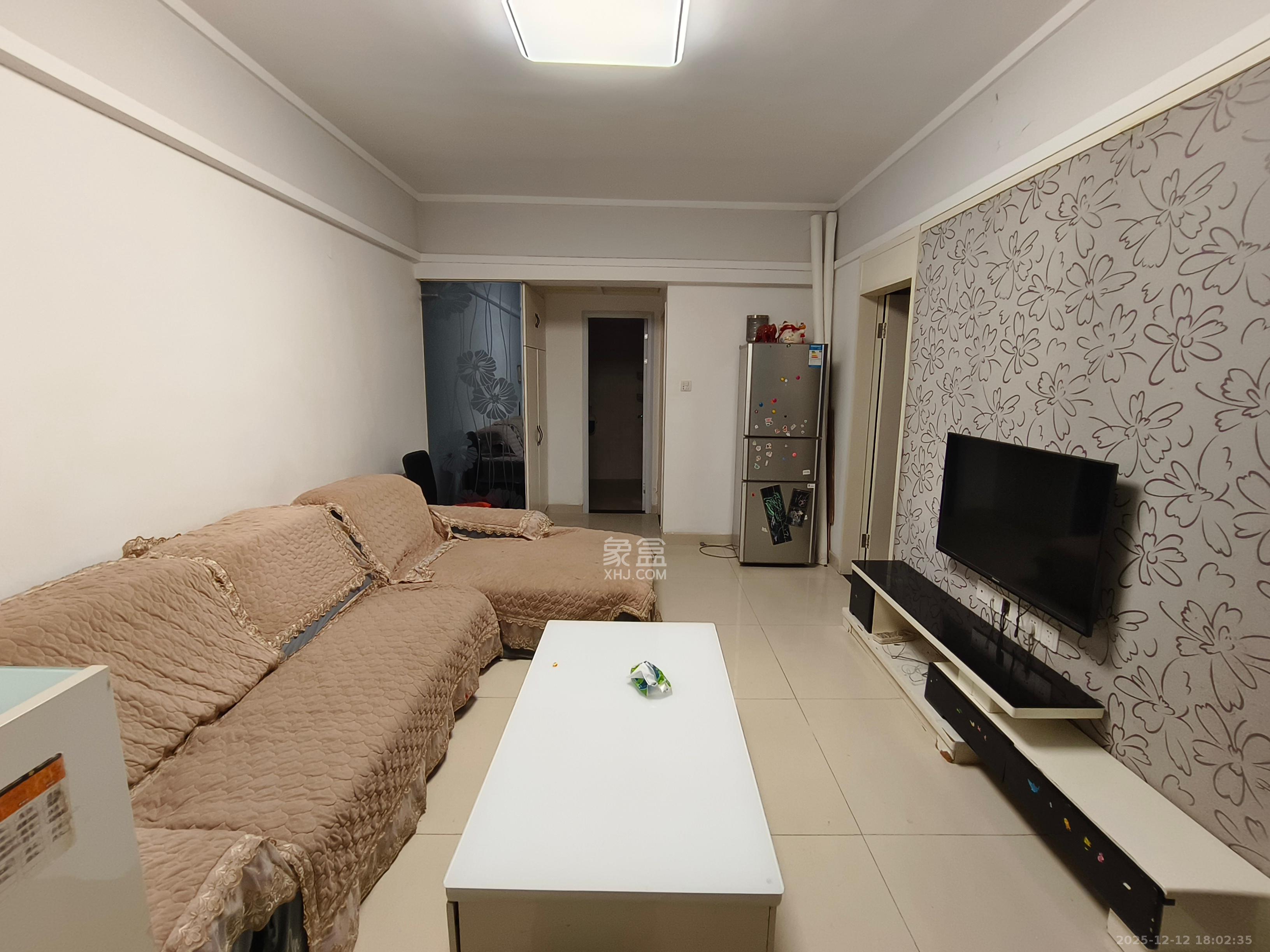 五一中央领御  3室2厅1卫    3200.0元/月