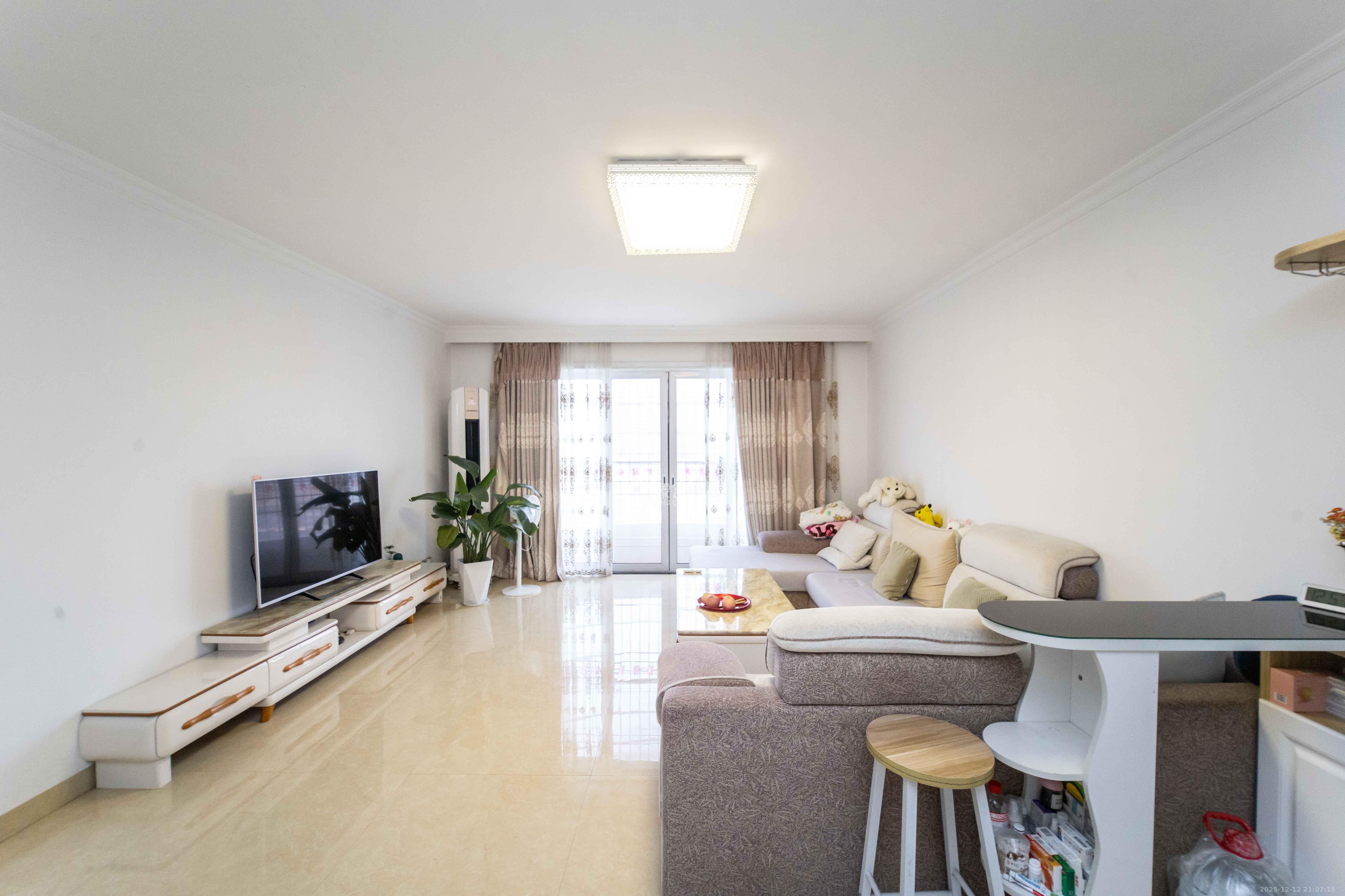 中扬华苑  3室2厅2卫    99.8万