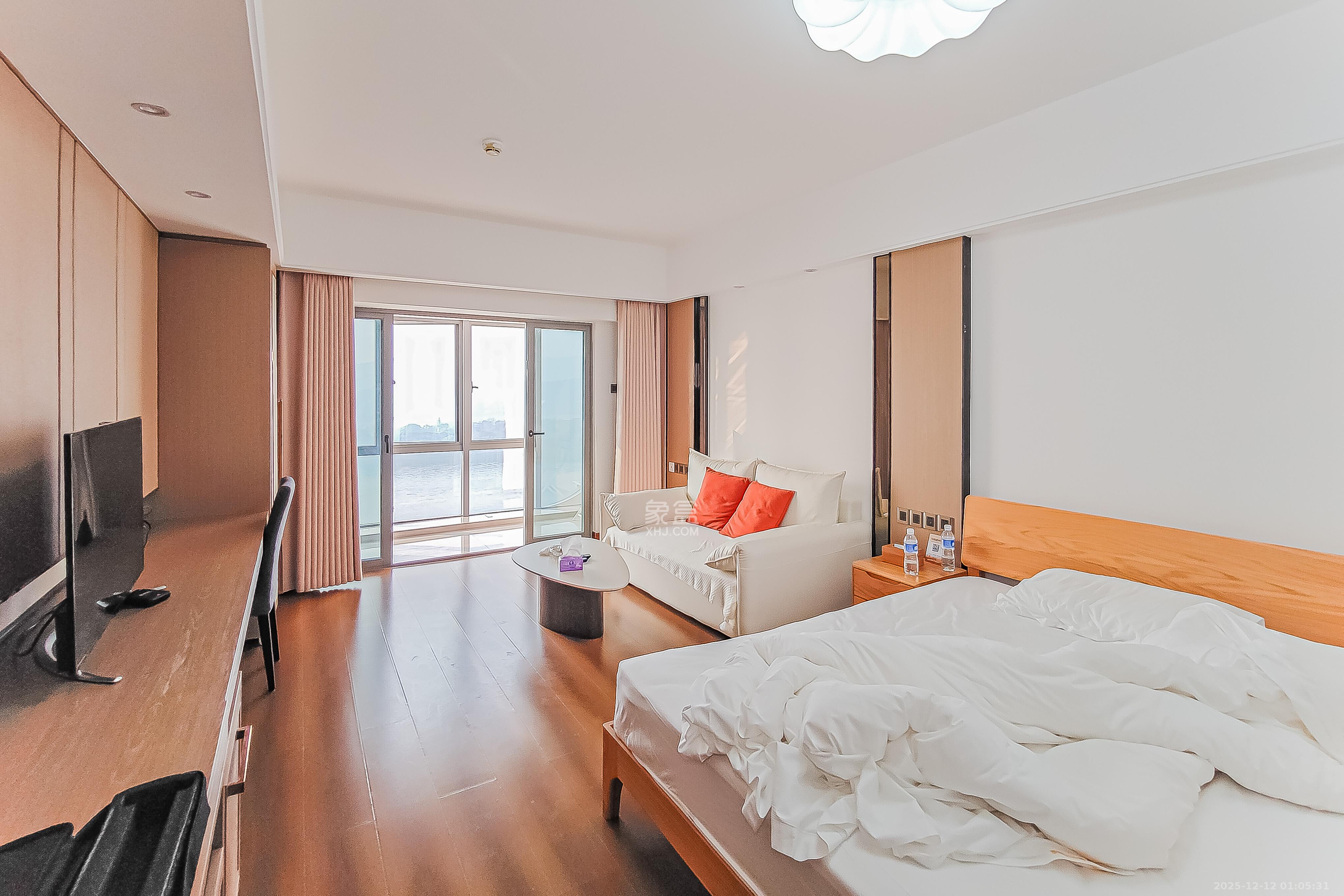 保利国际广场  1室1厅1卫    52.8万