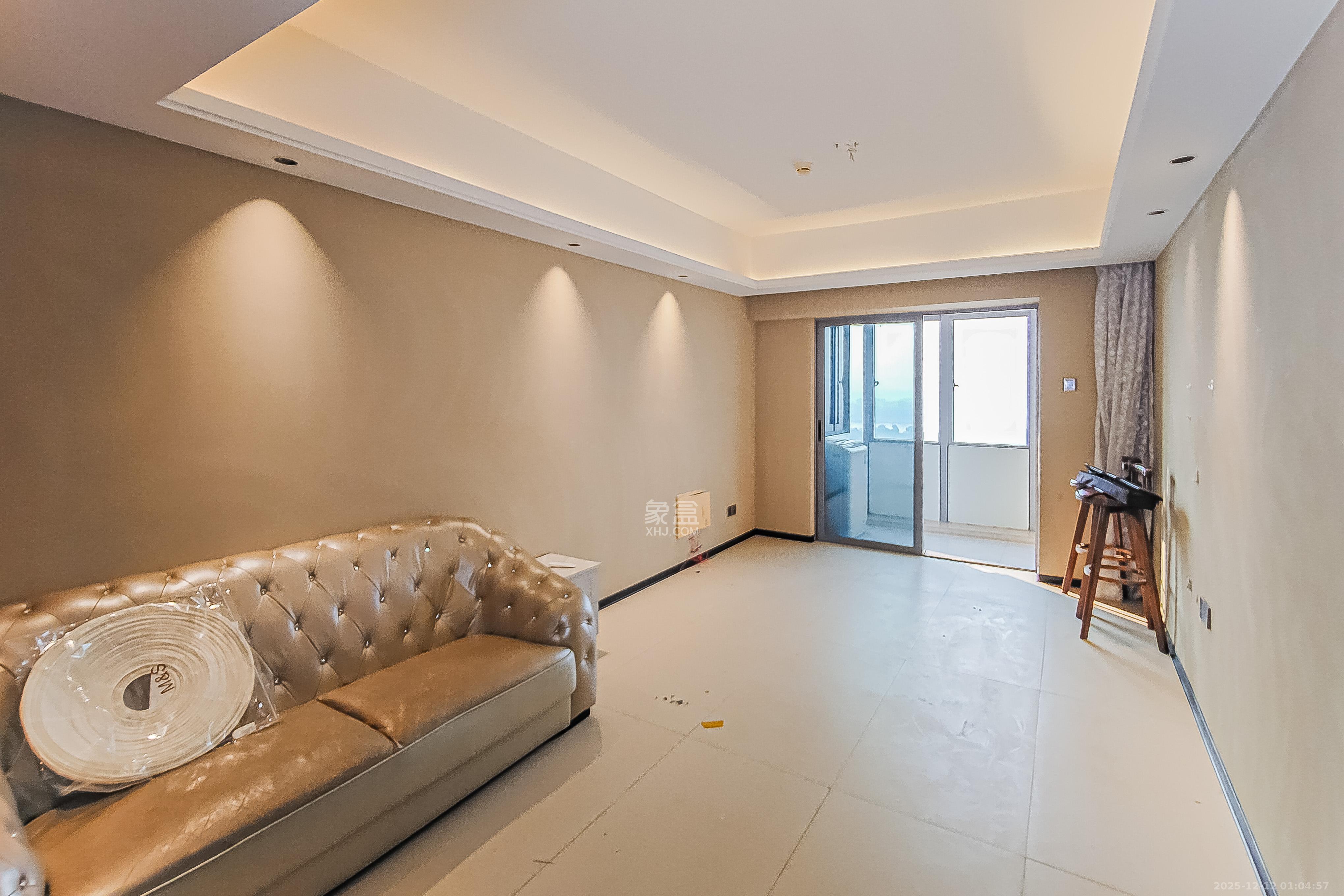 保利国际广场  1室2厅1卫    82.8万