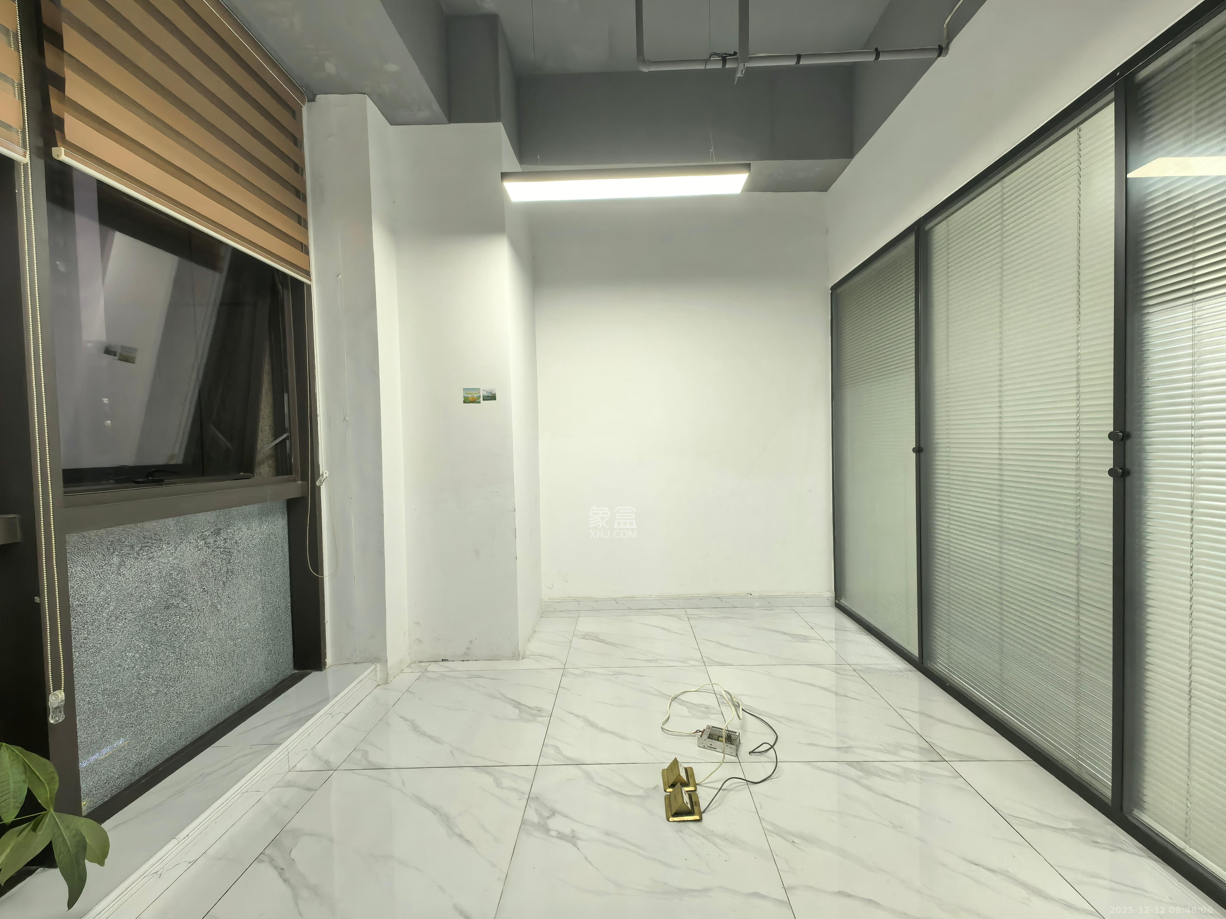 五江天街北区   112.55㎡      6800.0元/月室内图