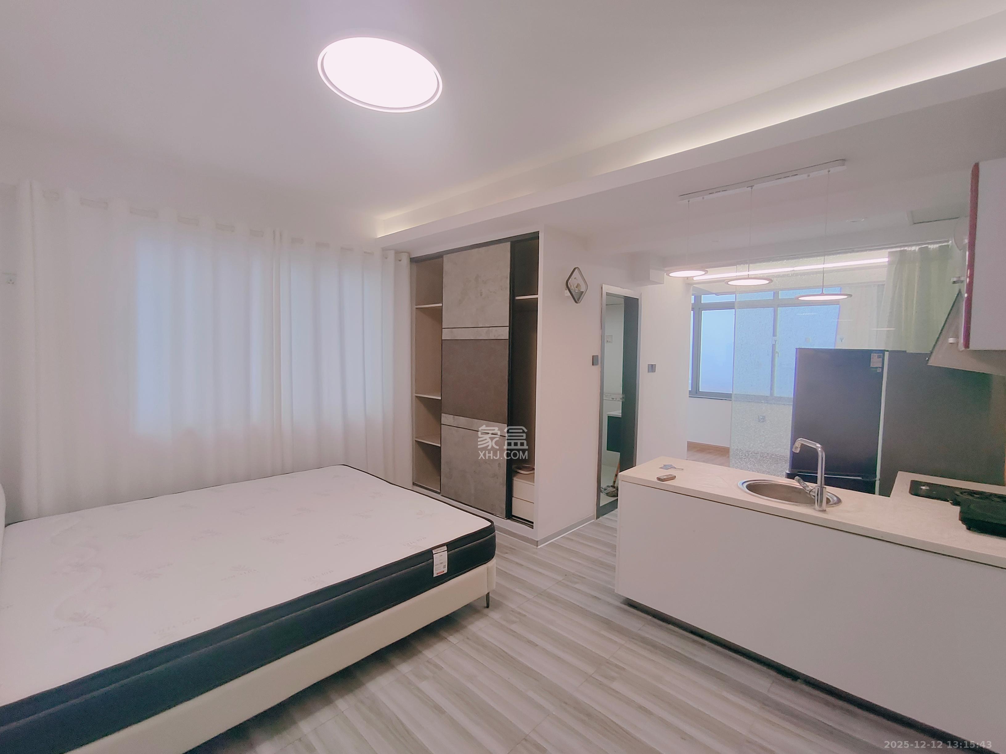 东方银座（东方摩卡）  1室1厅1卫    1500.0元/月