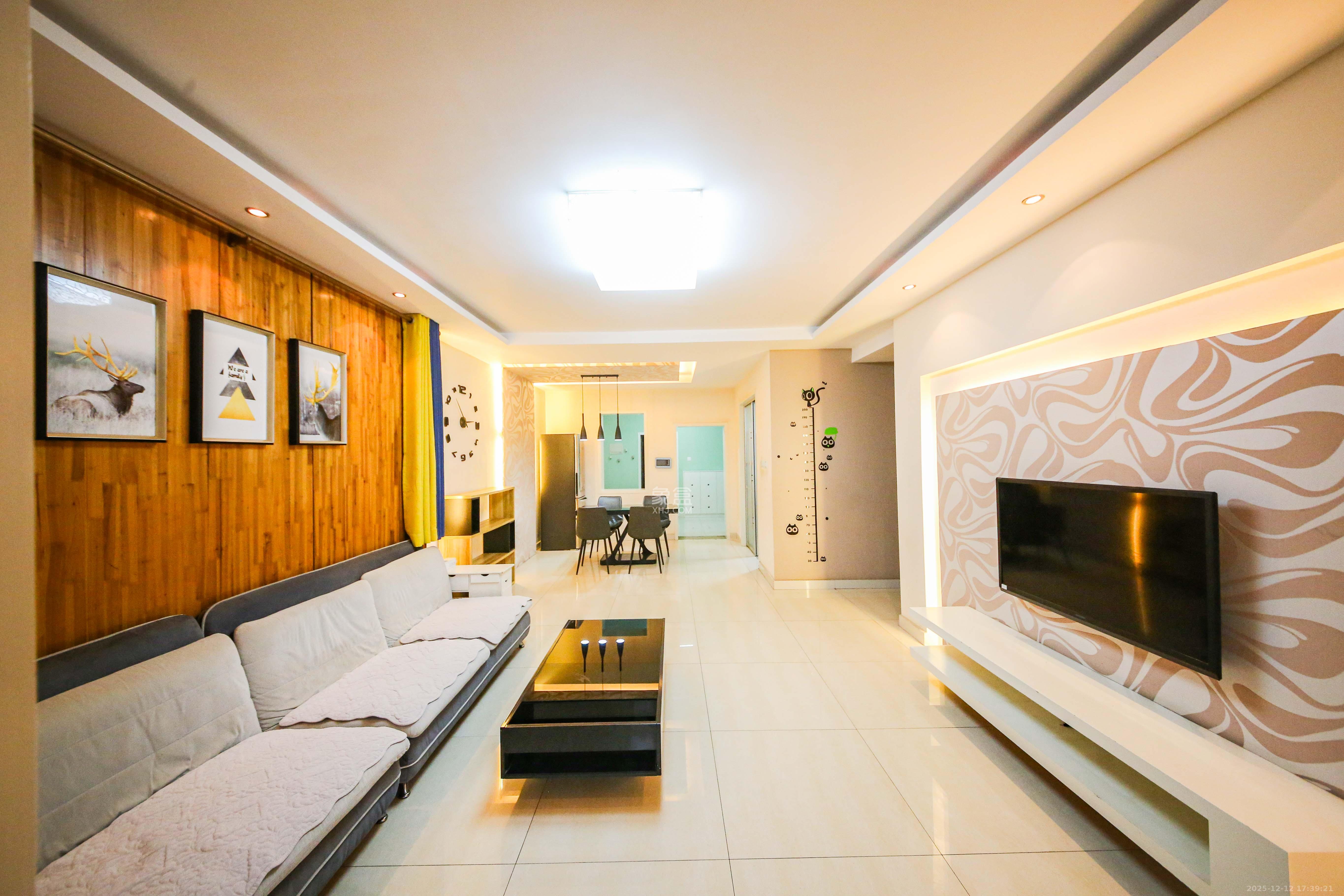 博林金谷  3室2厅2卫    150.0万