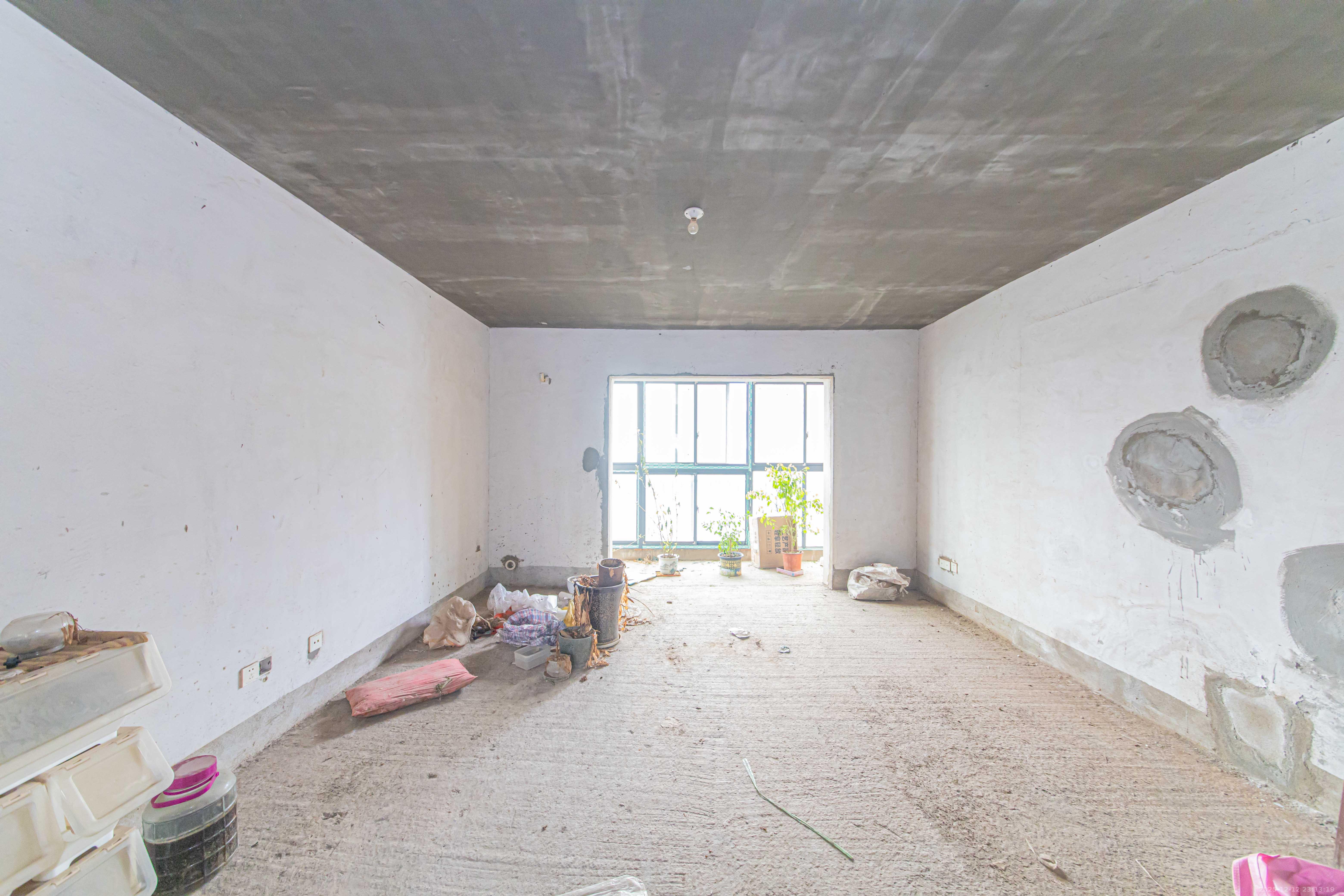 天和家园  3室2厅1卫    105.0万