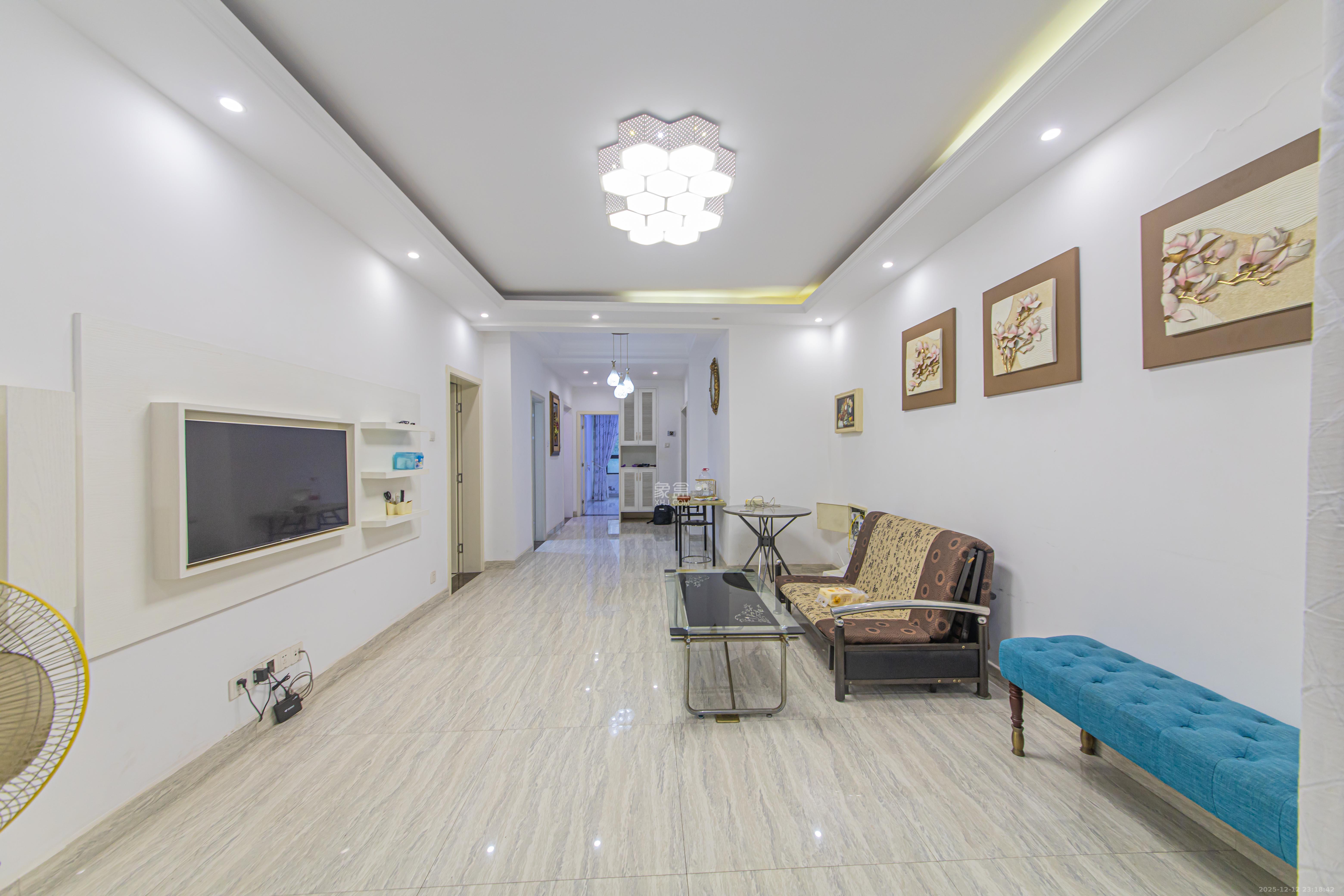 绿地公馆（绿地名邸）  3室2厅1卫    125.0万