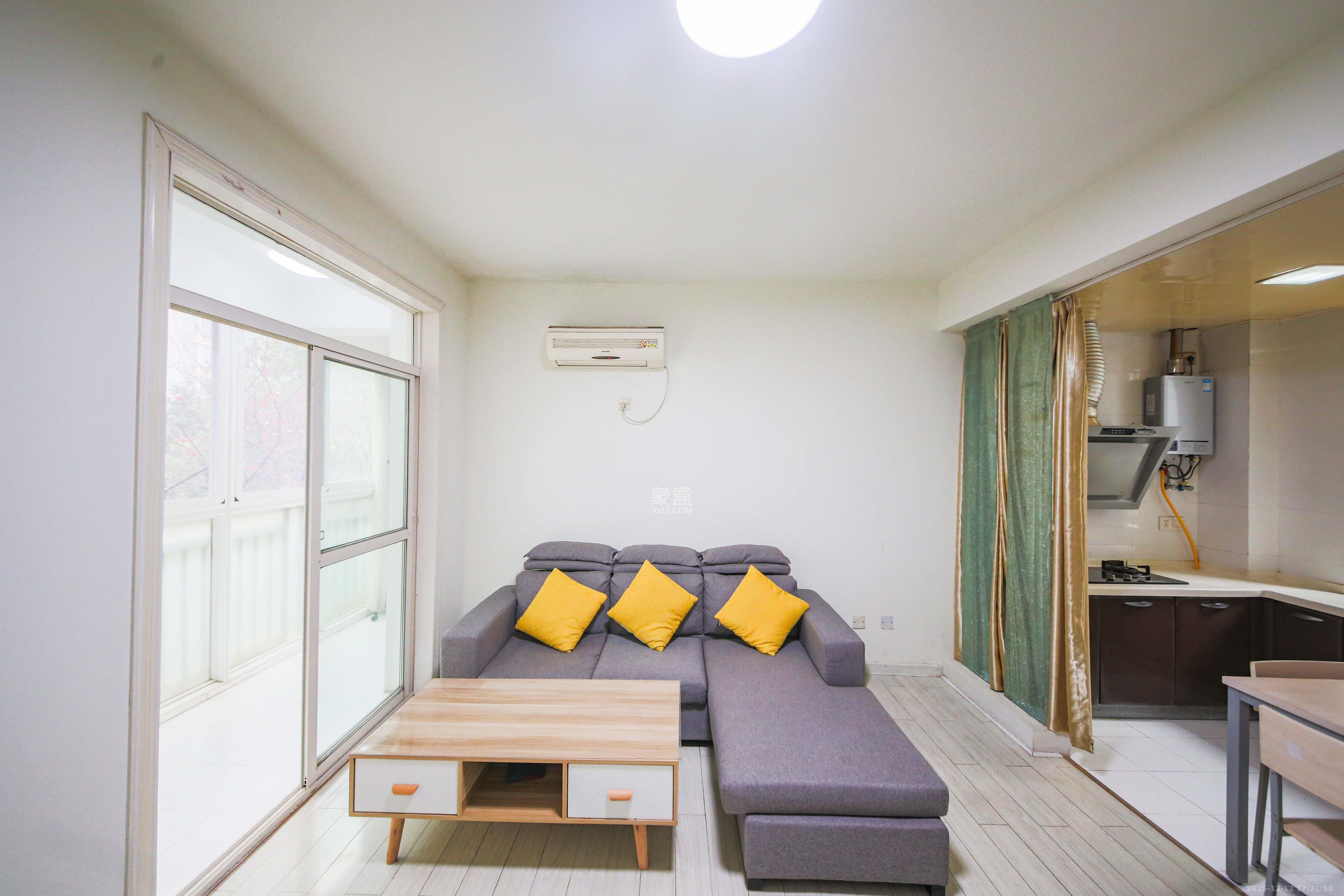 柠檬丽都  1室1厅1卫    43.8万