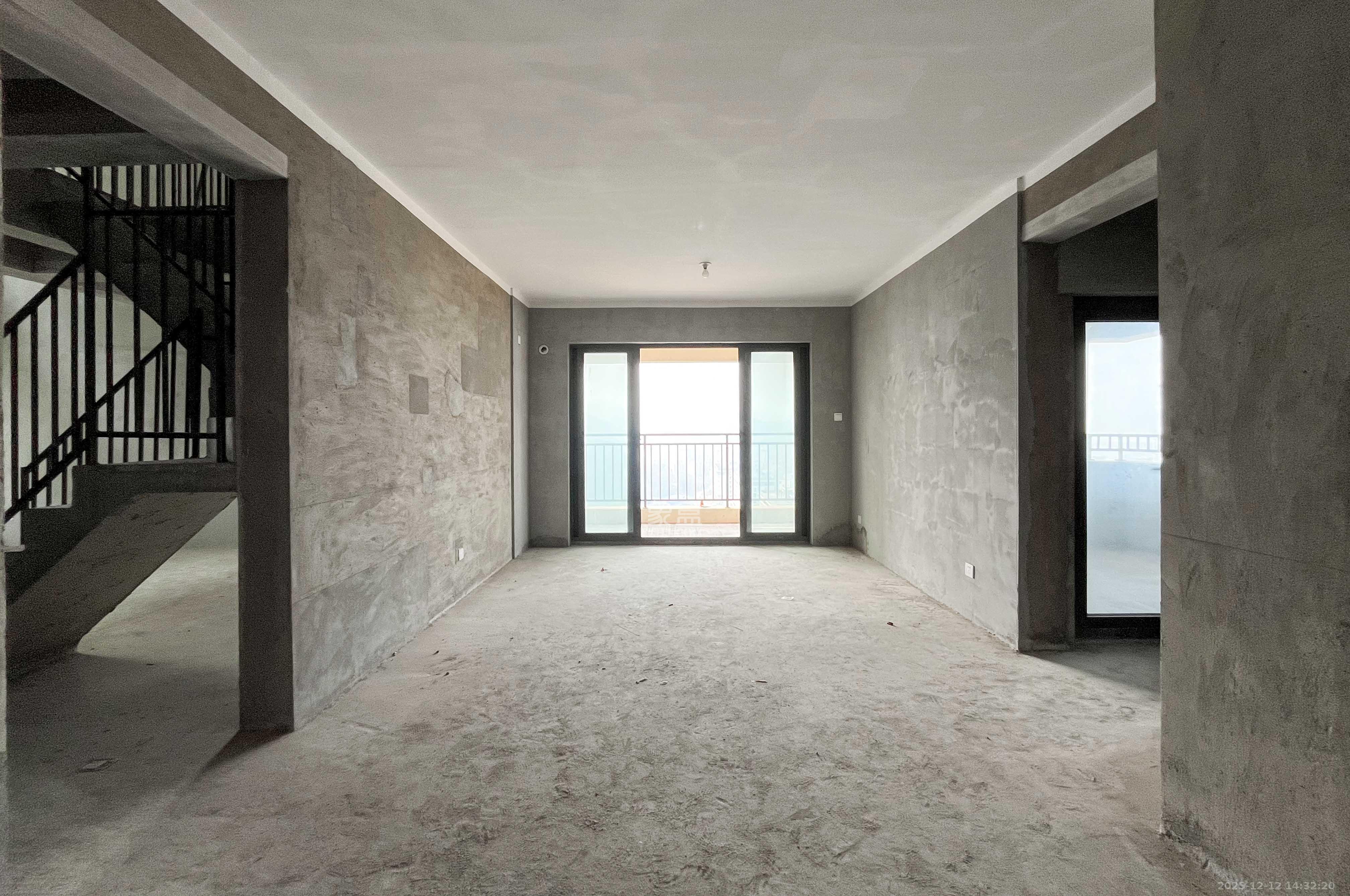 梅溪正荣府  4室2厅2卫    131.0万