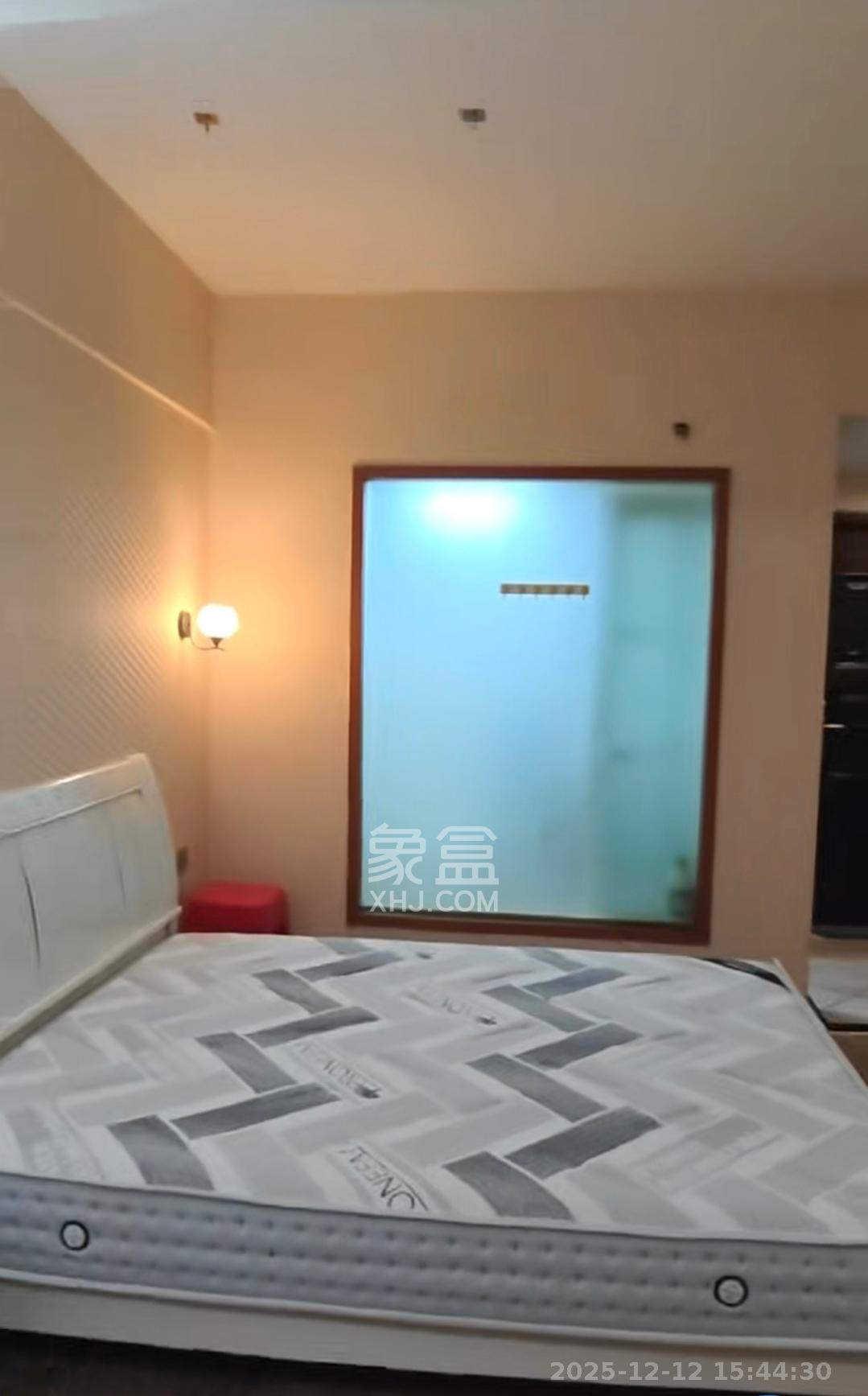 谋房博客(博客天街)  1室1厅1卫    1300.0元/月