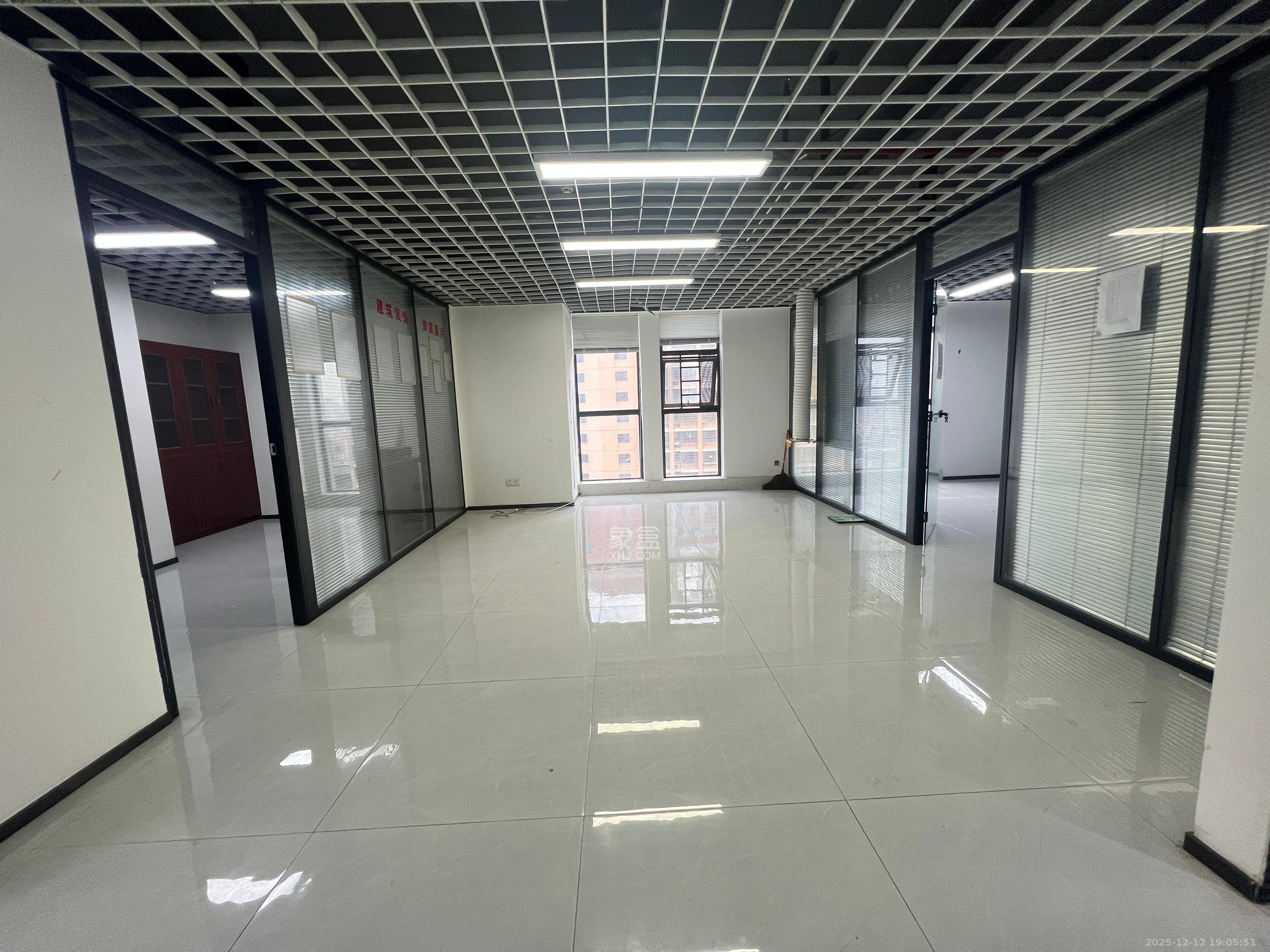 新世界广场   125.33㎡      5600.0元/月室内图