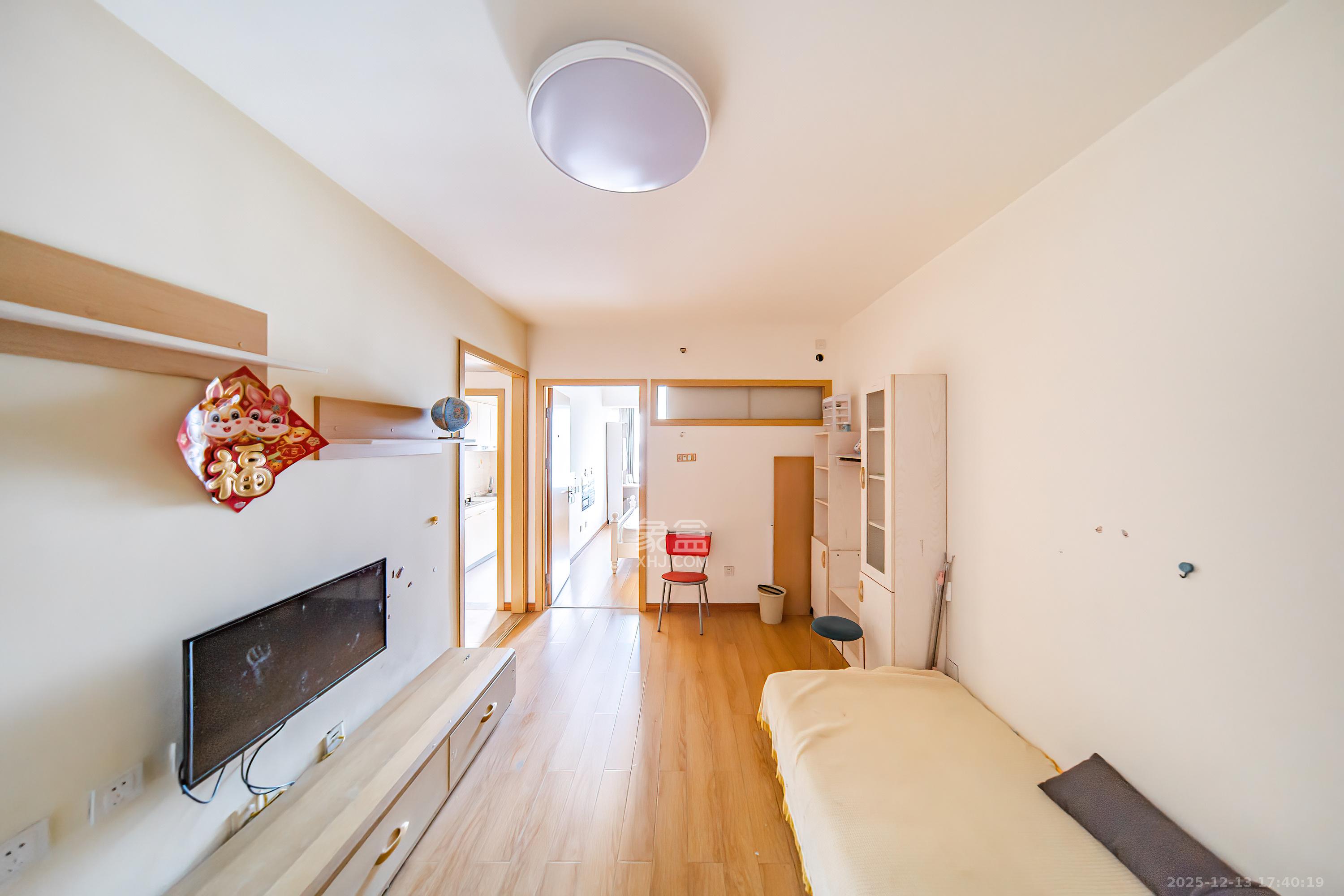 北辰三角洲E3区  1室1厅1卫    50.0万