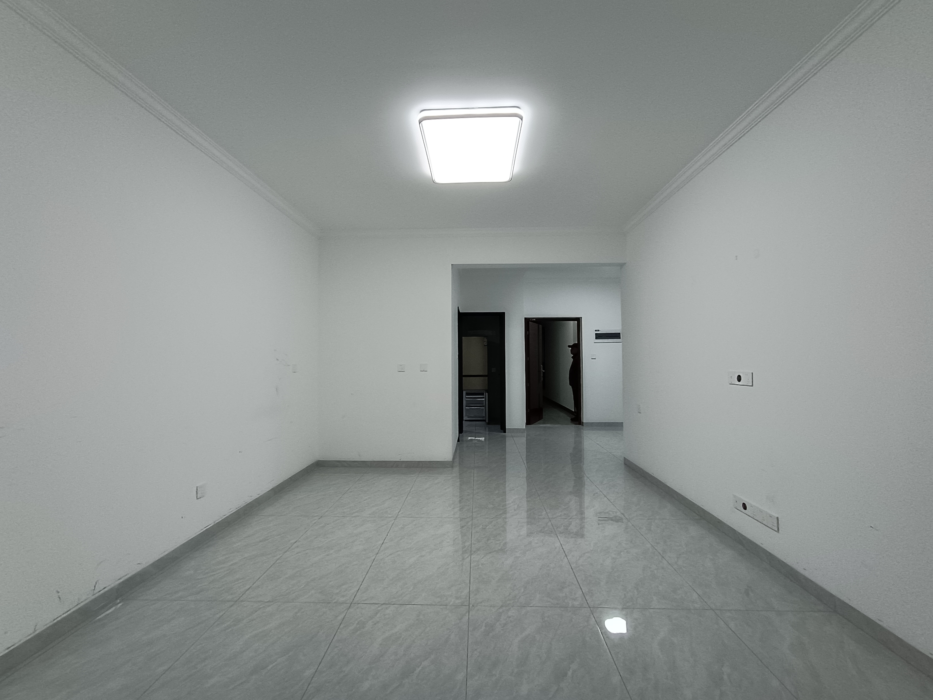 南门口安置小区二期  2室2厅1卫    1666.0元/月