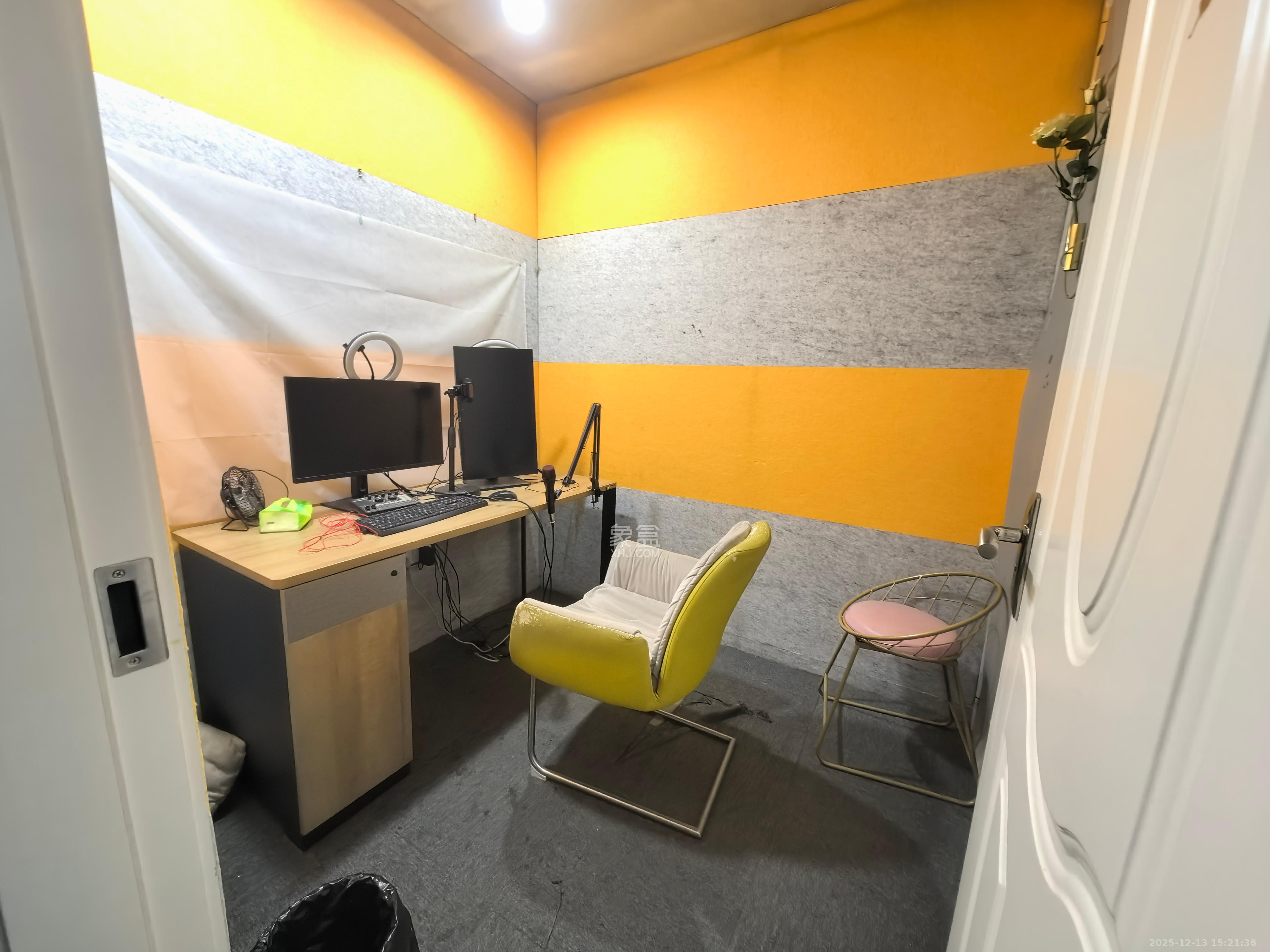 卡瑞尔恒力中心   206.0㎡      11000.0元/月室内图