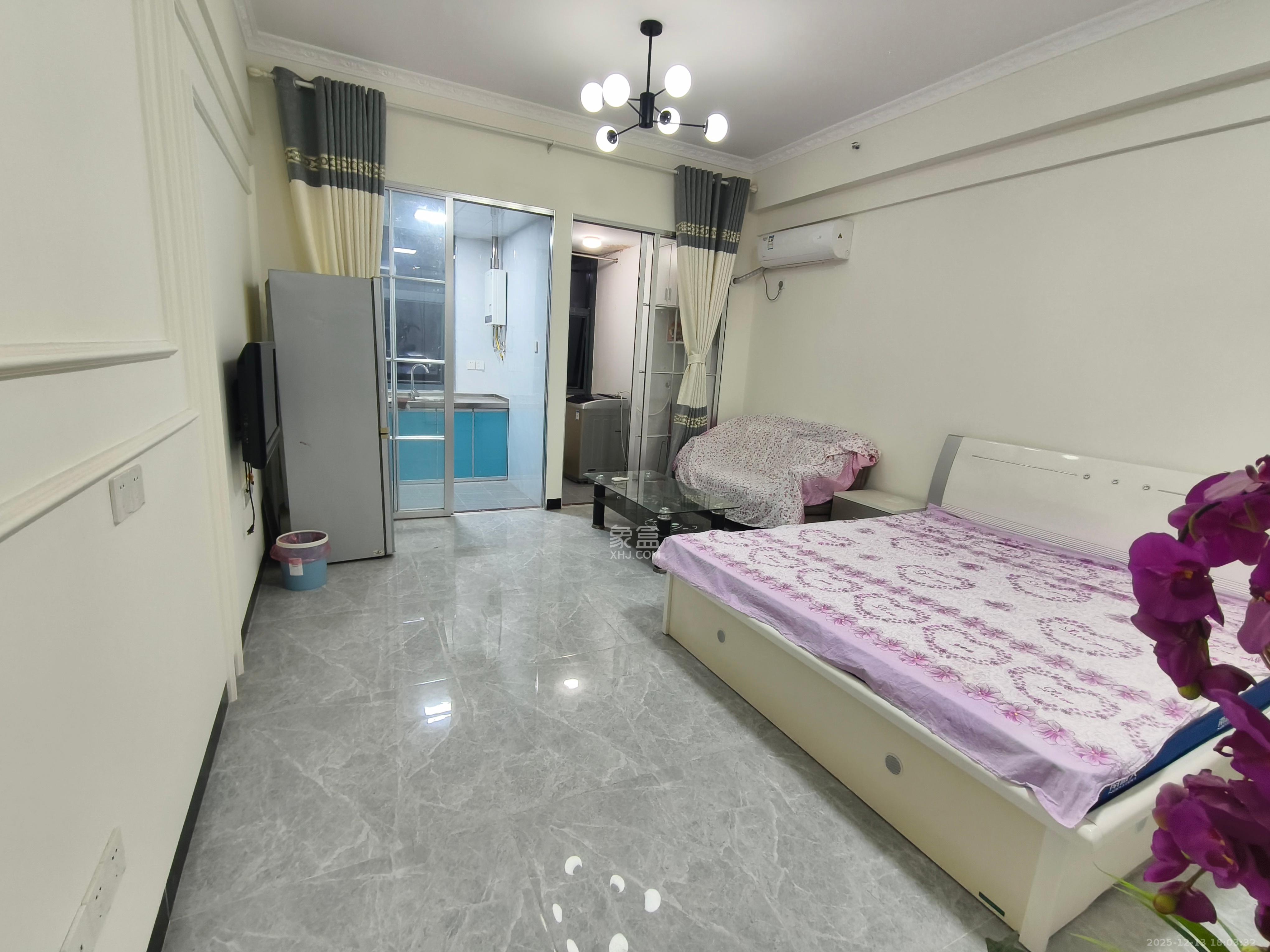 江南华府  1室1厅1卫    1500.0元/月