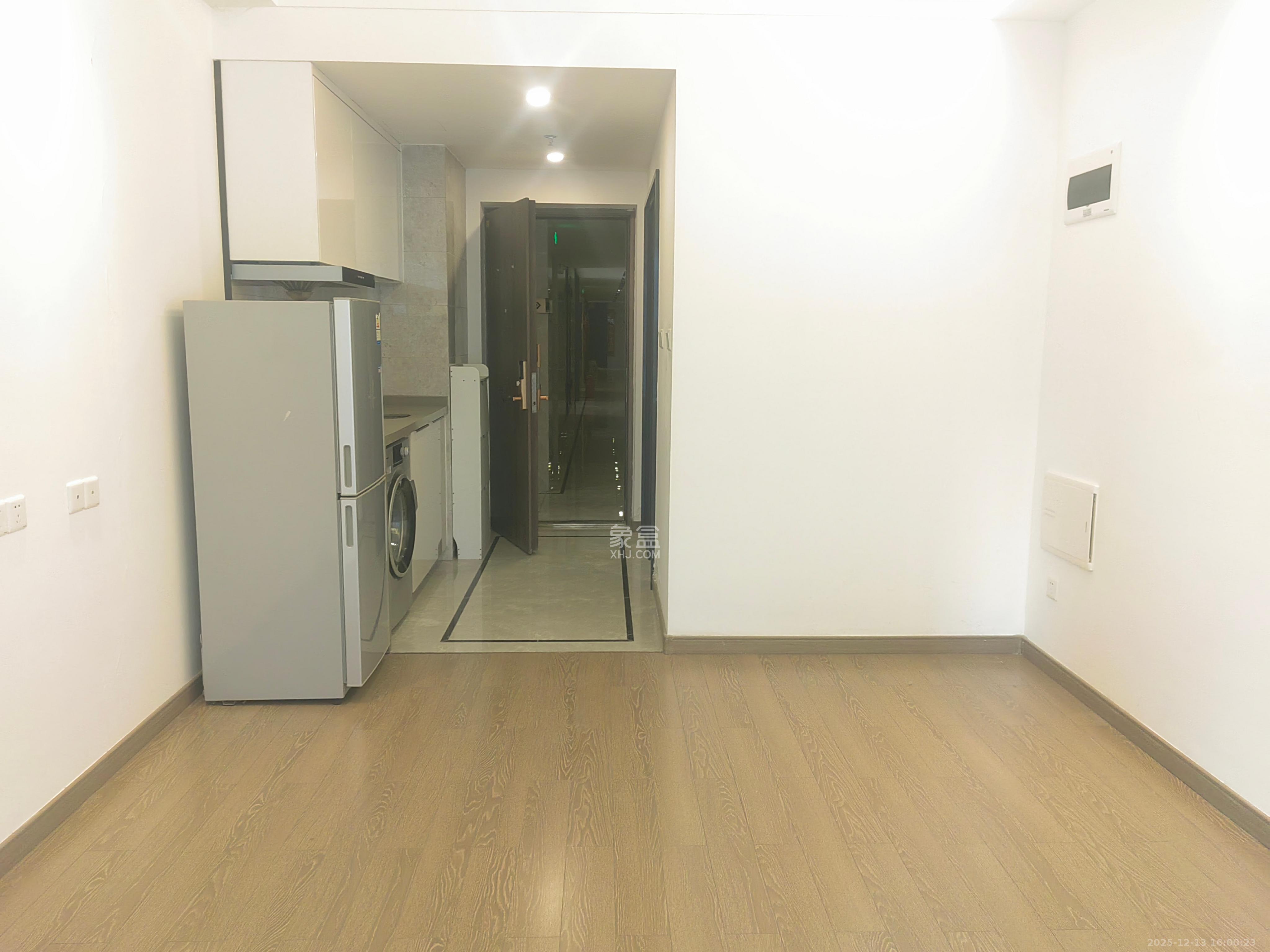 映客龙湖璟翠公馆（映客龙湖璟翠中心）   40.0㎡      1200.0元/月室内图