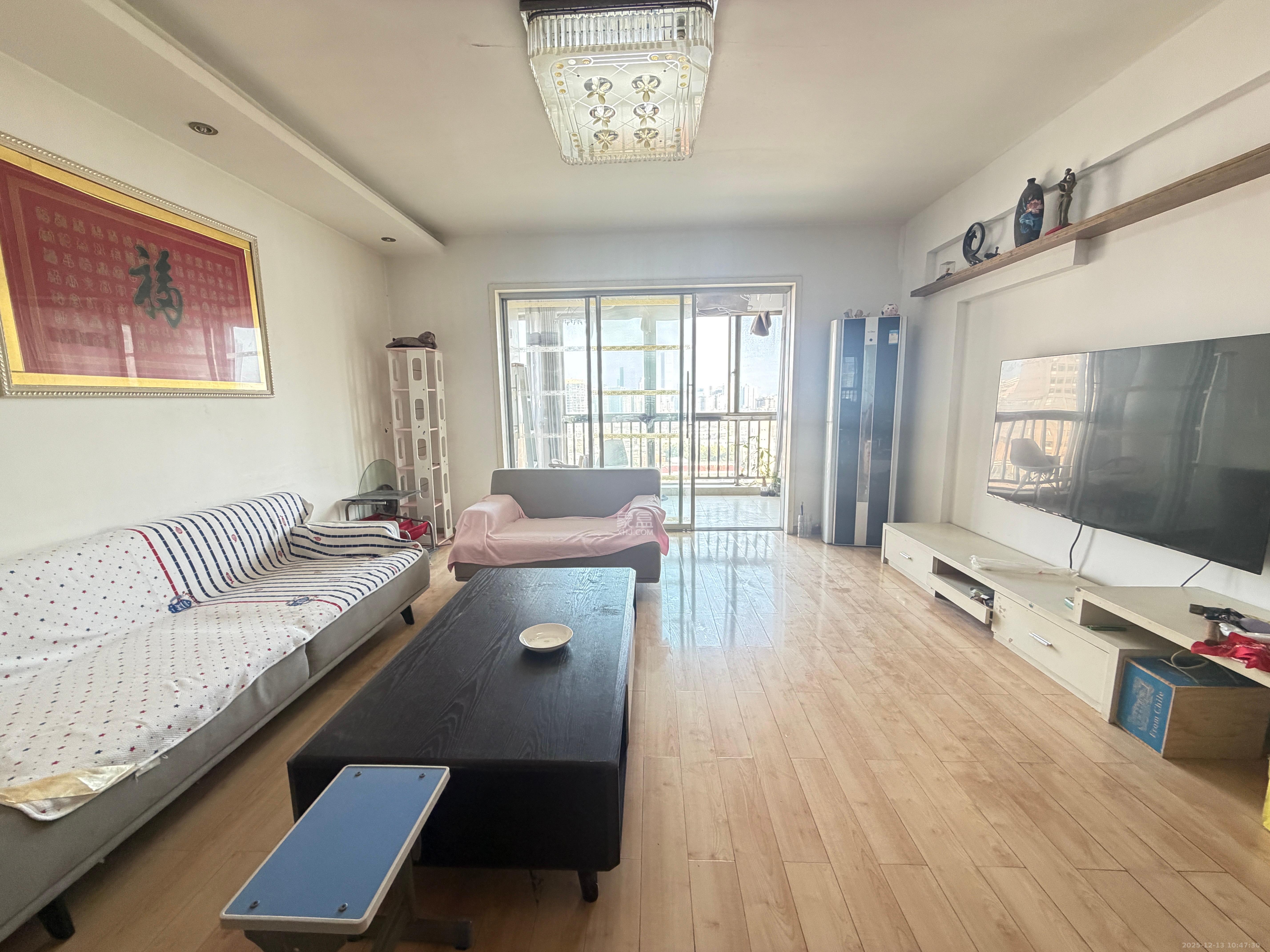 中天枫景园  3室2厅2卫    5000.0元/月