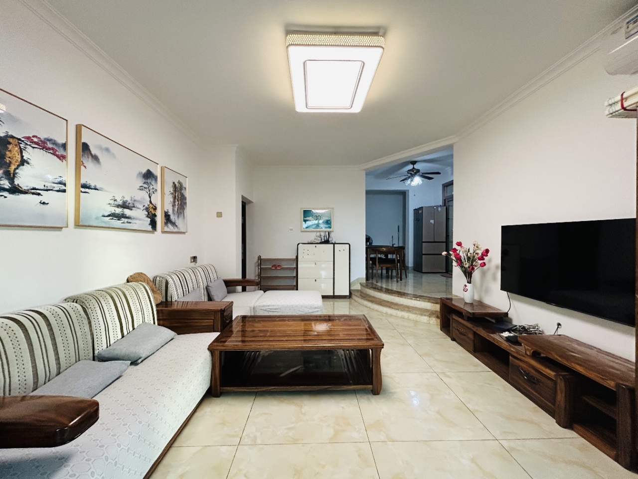 泉海好家园  3室2厅2卫    138.0万