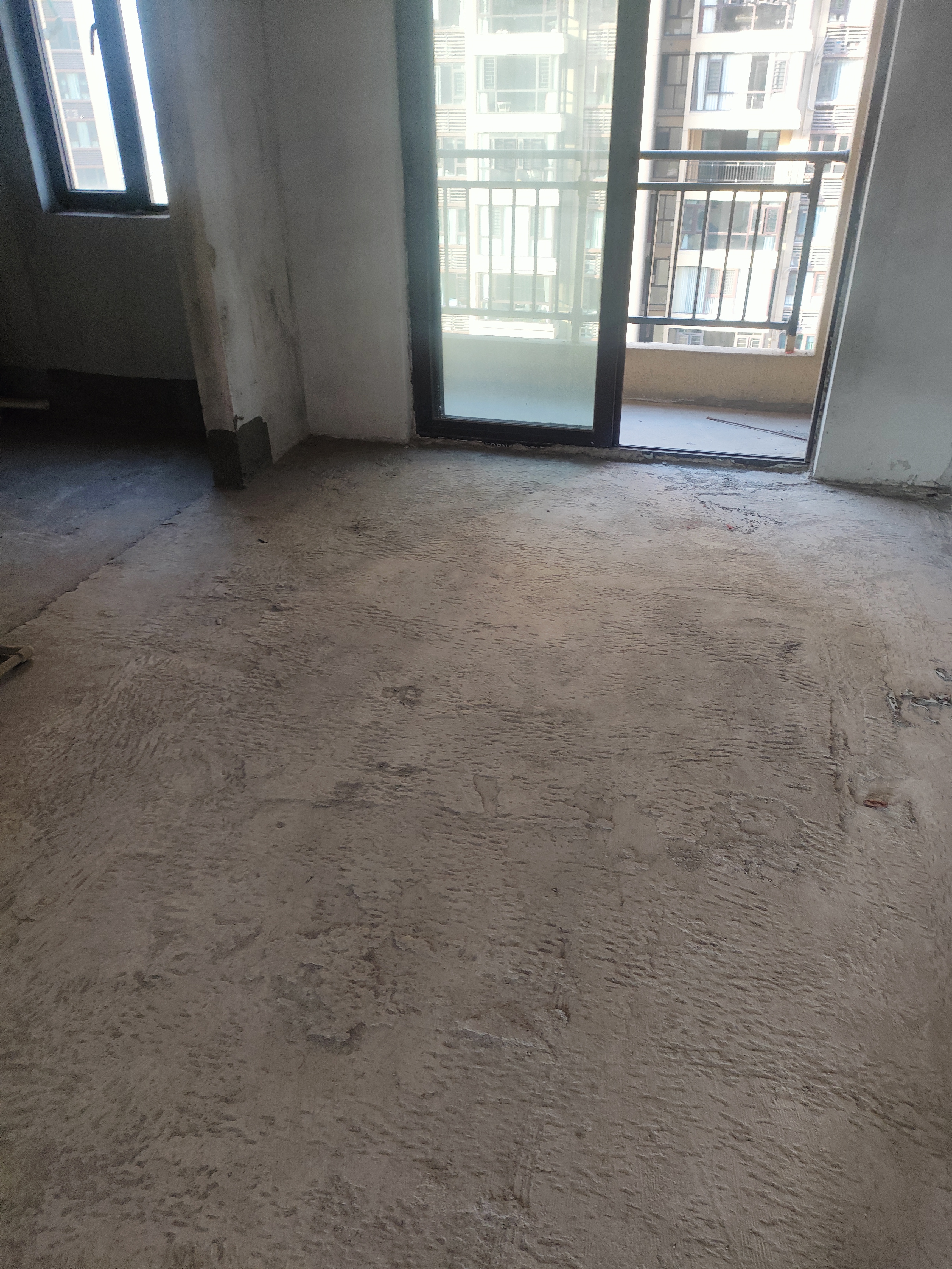 碧桂园紫宸府  4室2厅2卫    63.8万