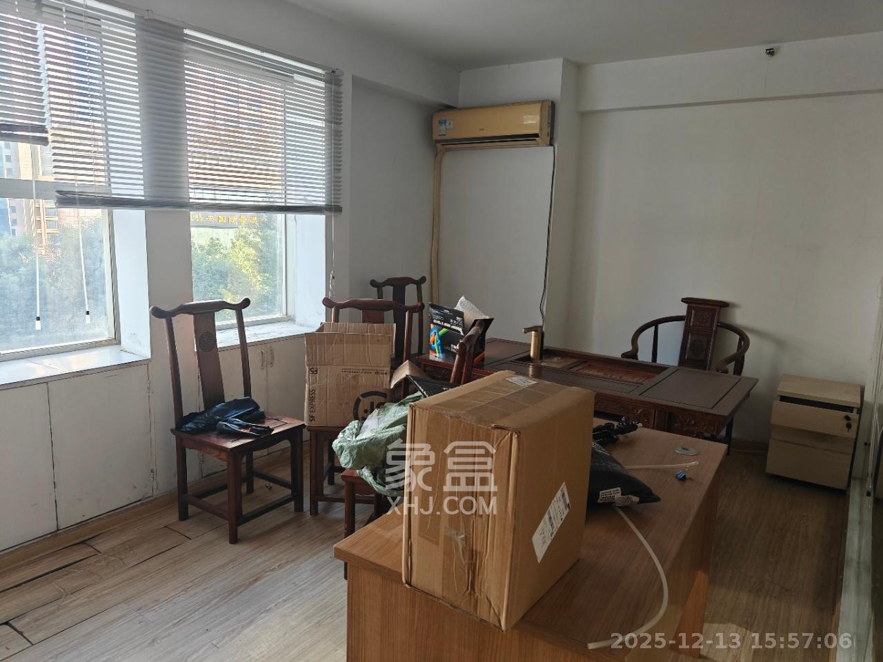 锦绣华天   110.0㎡      3000.0元/月室内图