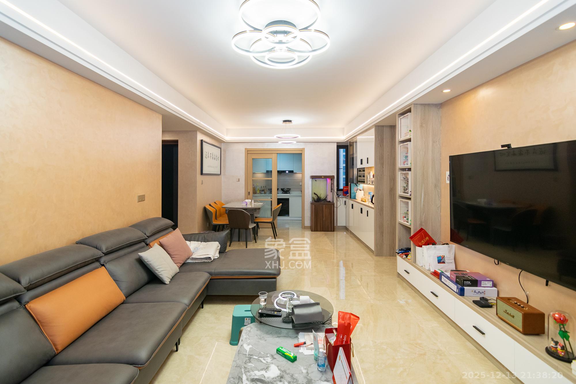 新城国际花都  4室2厅2卫    82.8万