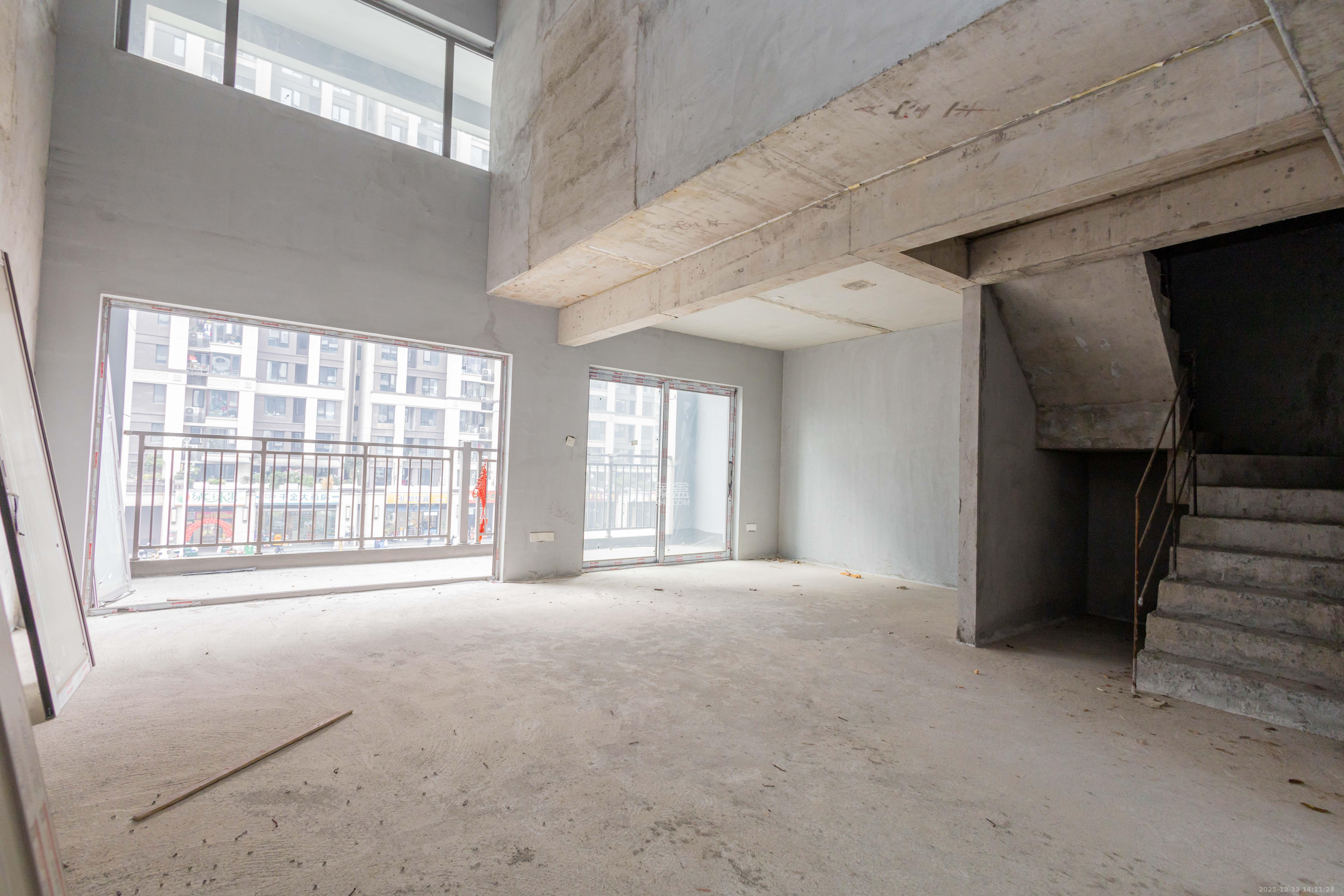 佳兆业滨江四季  4室2厅2卫    188.0万