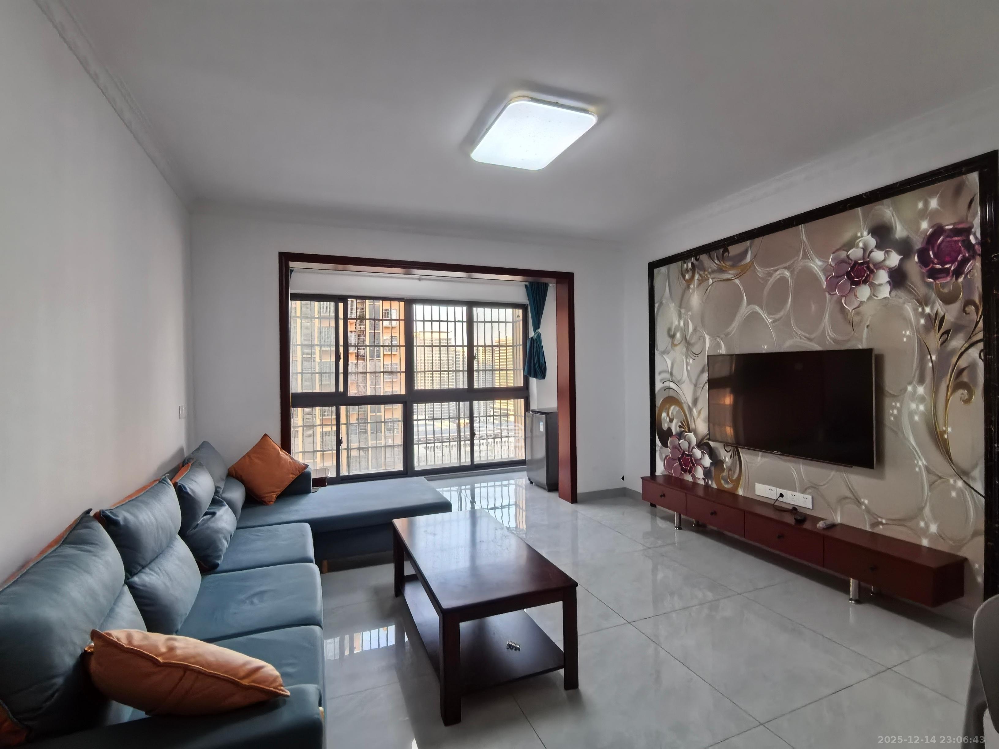 观沙嘉园  1室1厅1卫    1700.0元/月