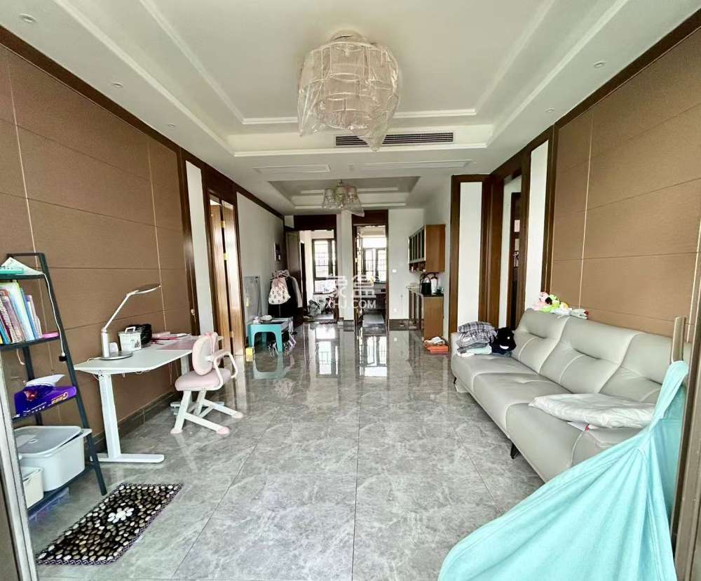 株洲恒大御景天下（恒大誉景花园）  4室2厅2卫    78.0万