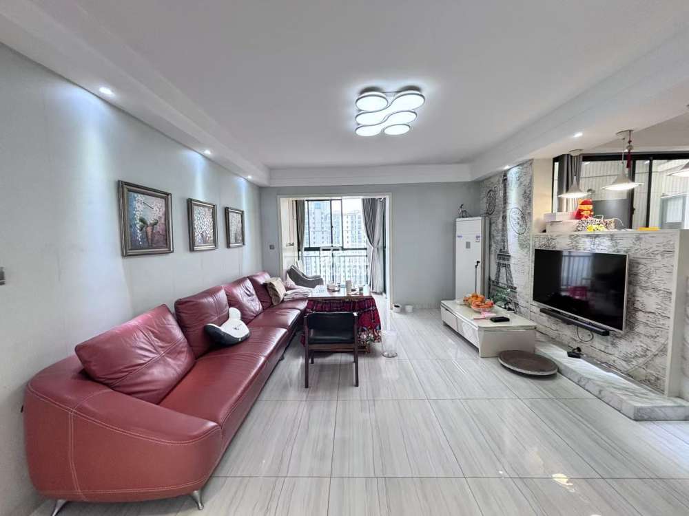 经世皇城  3室2厅2卫    69.0万