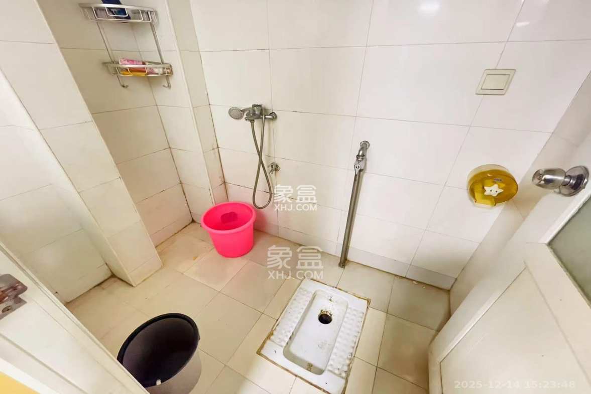 天翔新新家园 1室1厅1卫 1300.0元/月 天翔新新家园 1室1厅1卫 1300.0元/月室内图