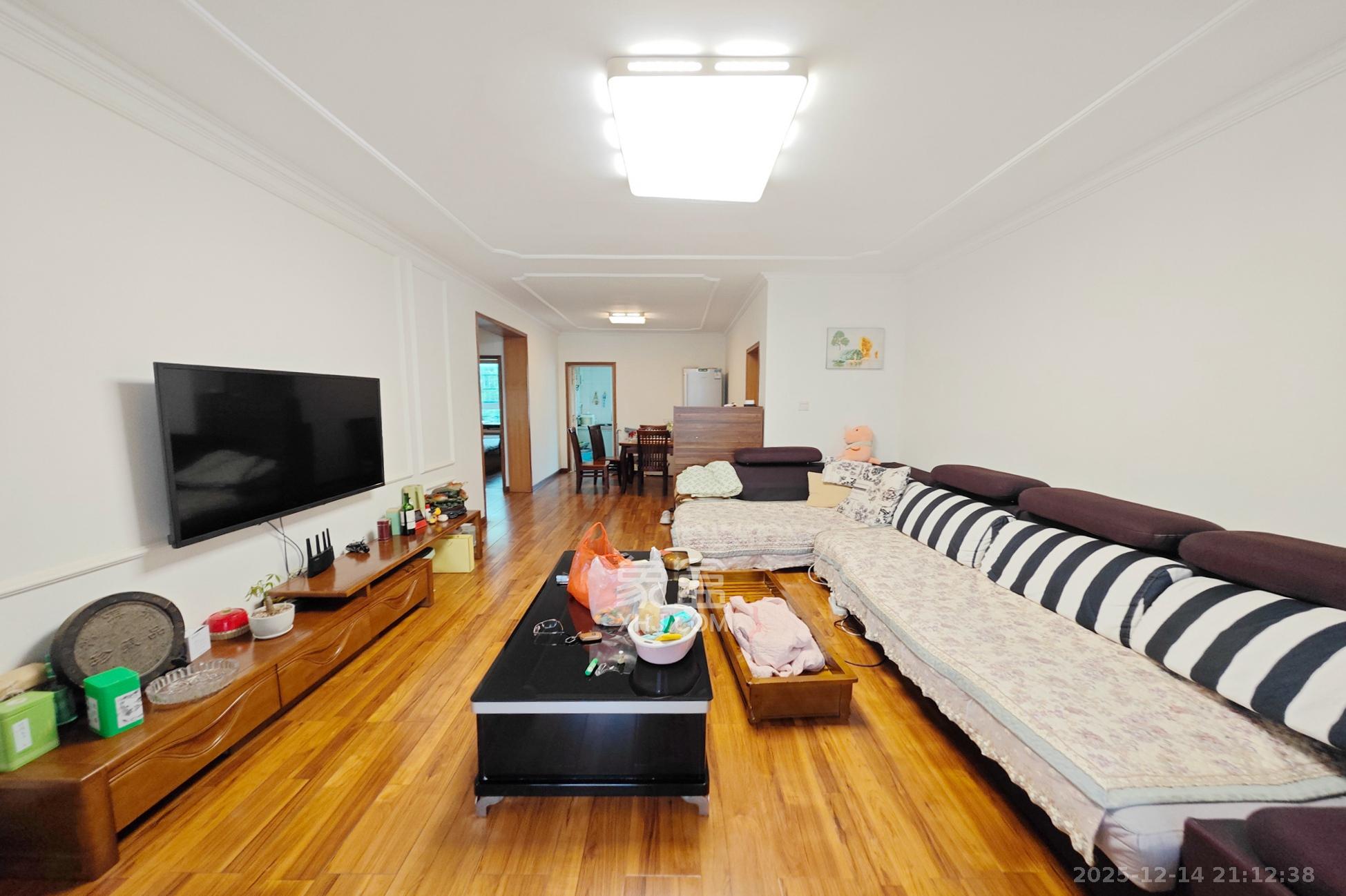 鸿景苑  2室2厅1卫    65.0万