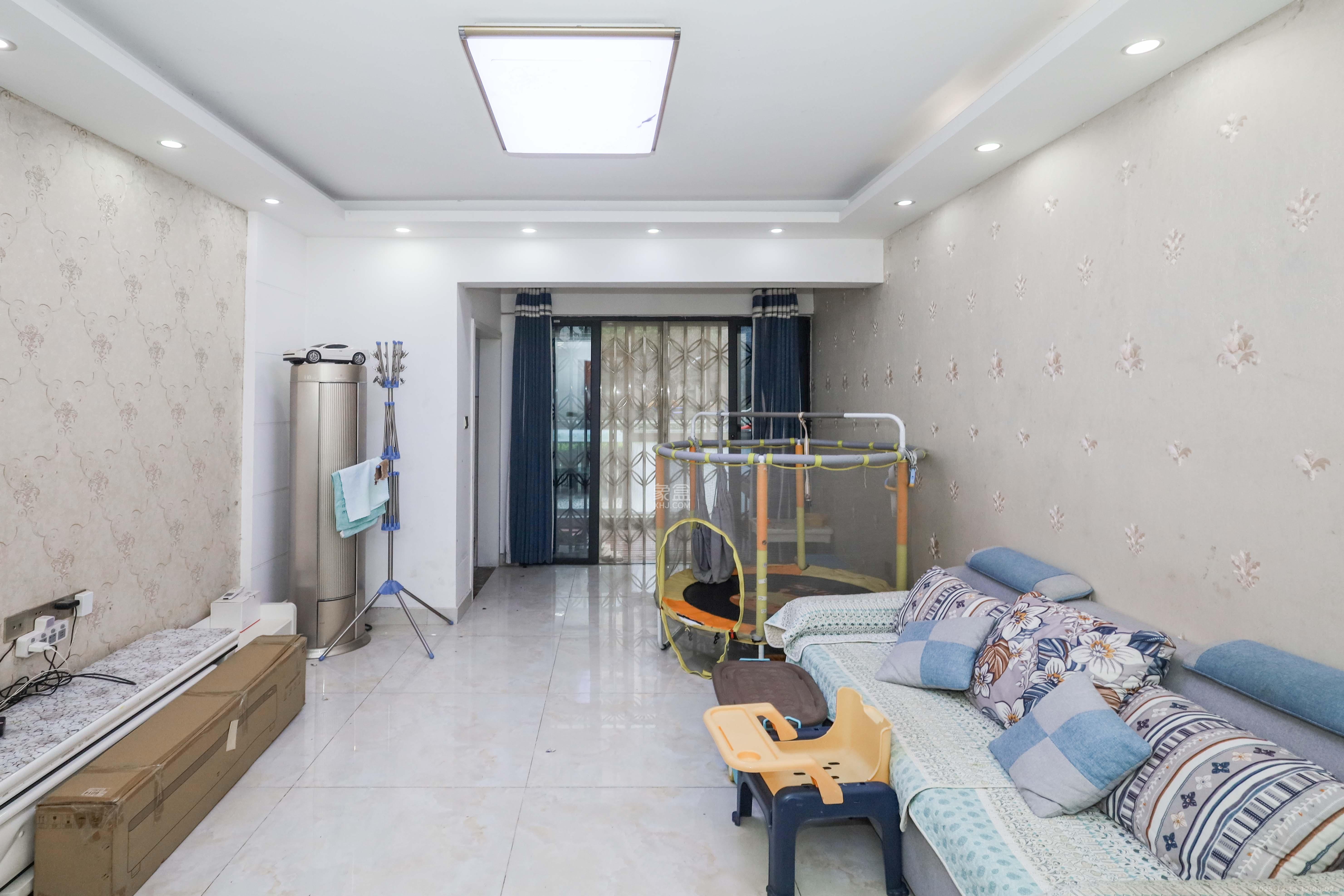 保利麓谷林语A区  3室2厅1卫    78.0万