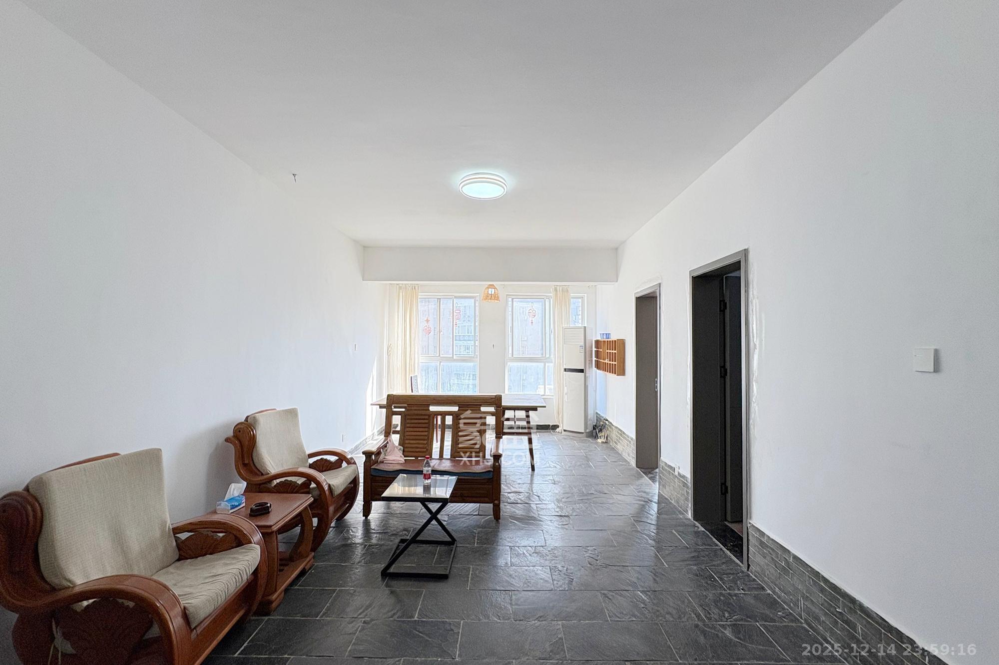 雍景园  3室2厅1卫    108.0万