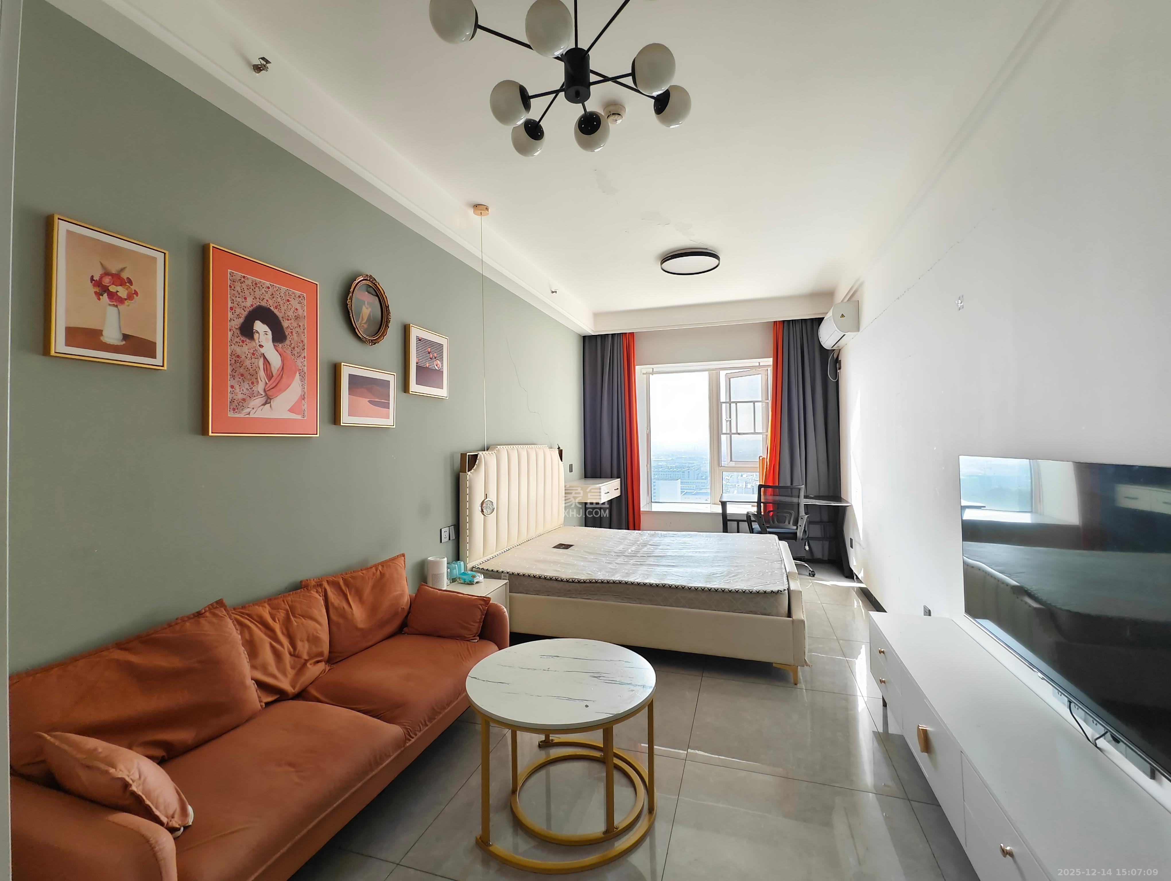 保利香槟国际  1室0厅0卫    1300.0元/月