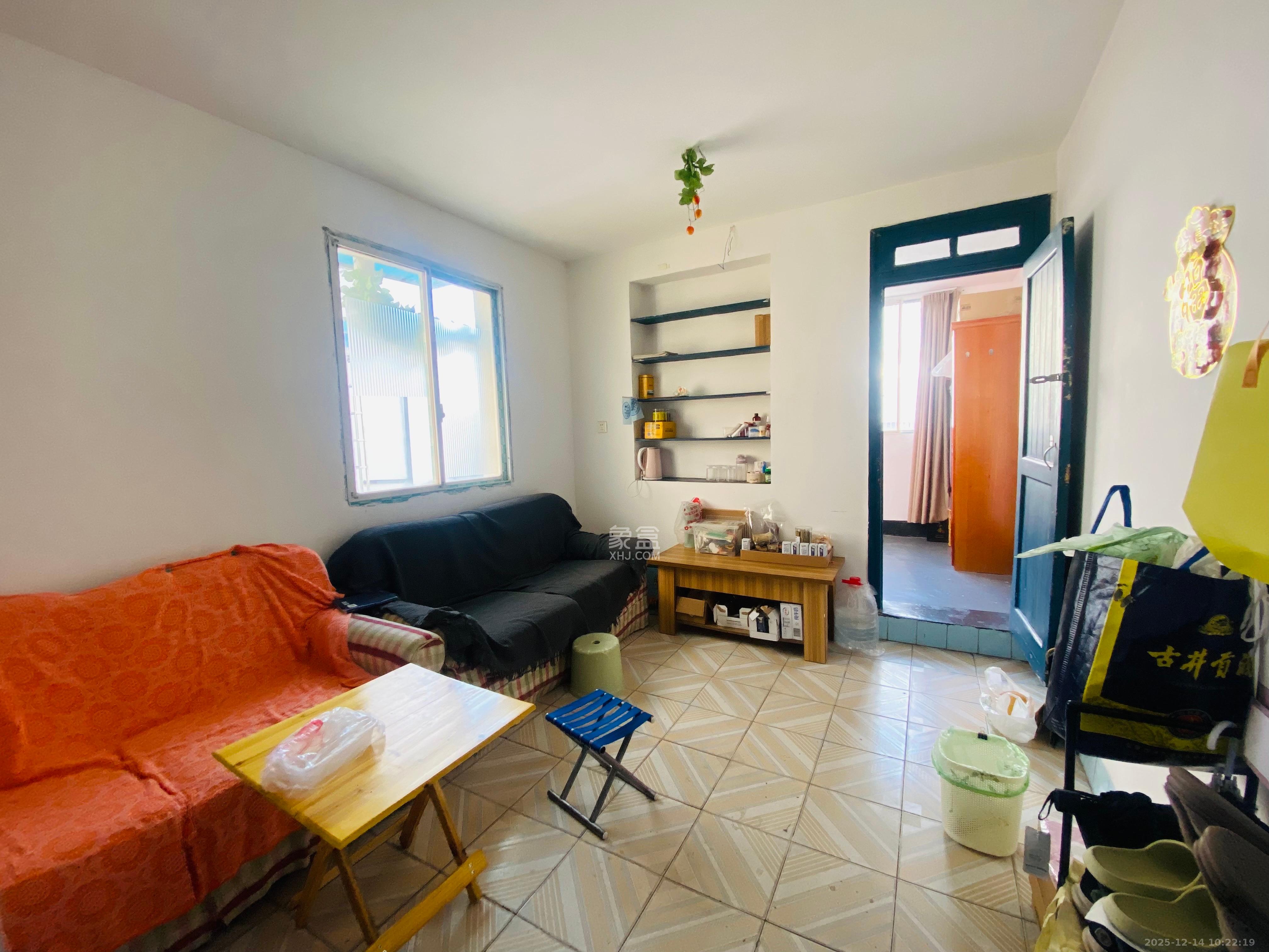 新民小区 3室2厅1卫 2200.0元/月 新民小区 3室2厅1卫 2200.0元/月室内图