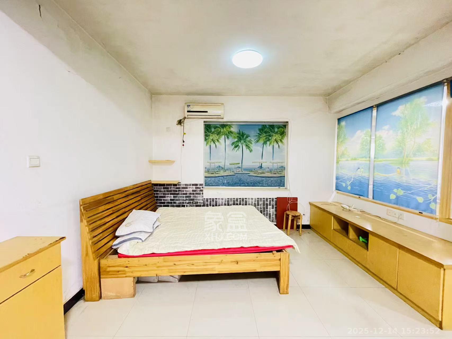 天翔新新家园  1室1厅1卫    1300.0元/月室内图