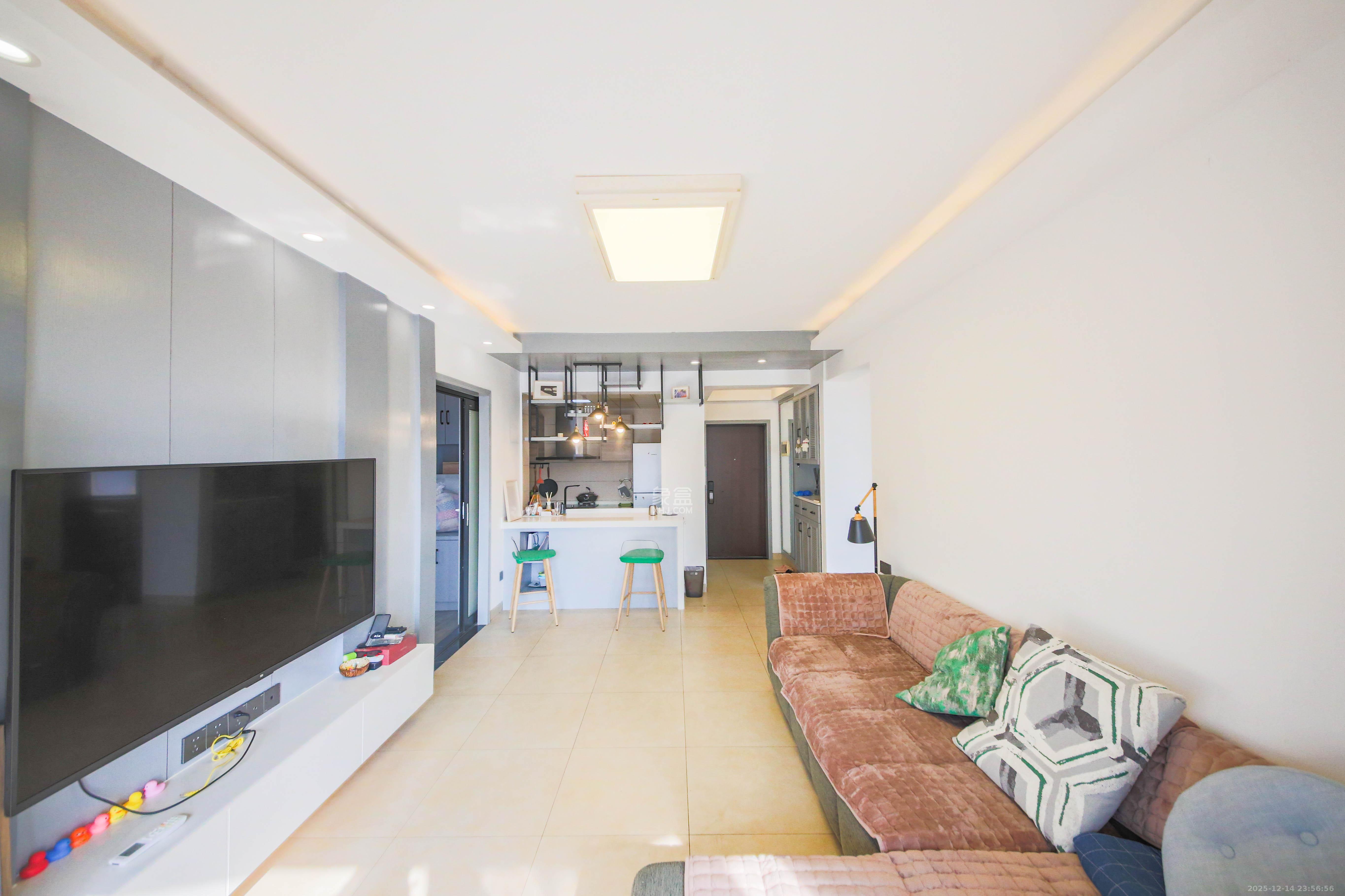 湘江雅颂居  3室2厅1卫    89.0万