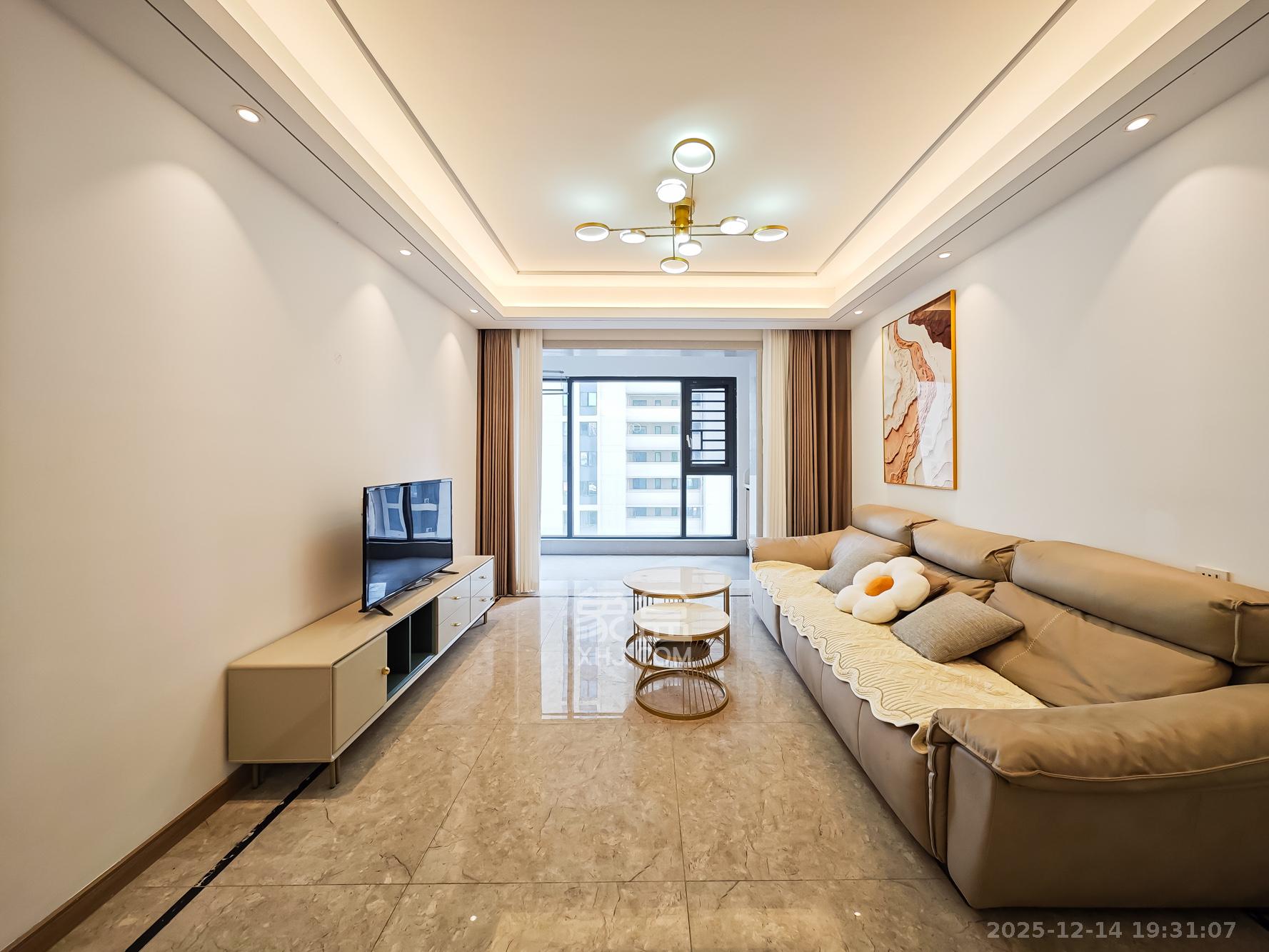 金地兰亭樾  3室2厅2卫    112.8万