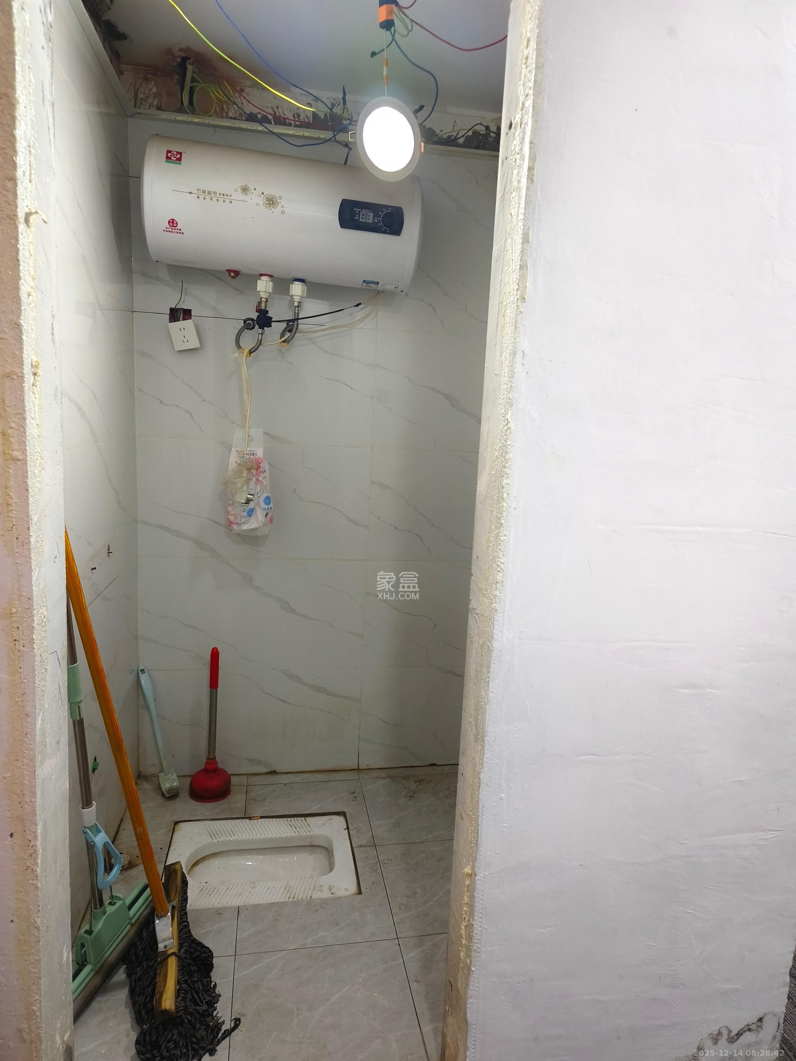 泊林晶城   93.49㎡      5500.0元/月室内图