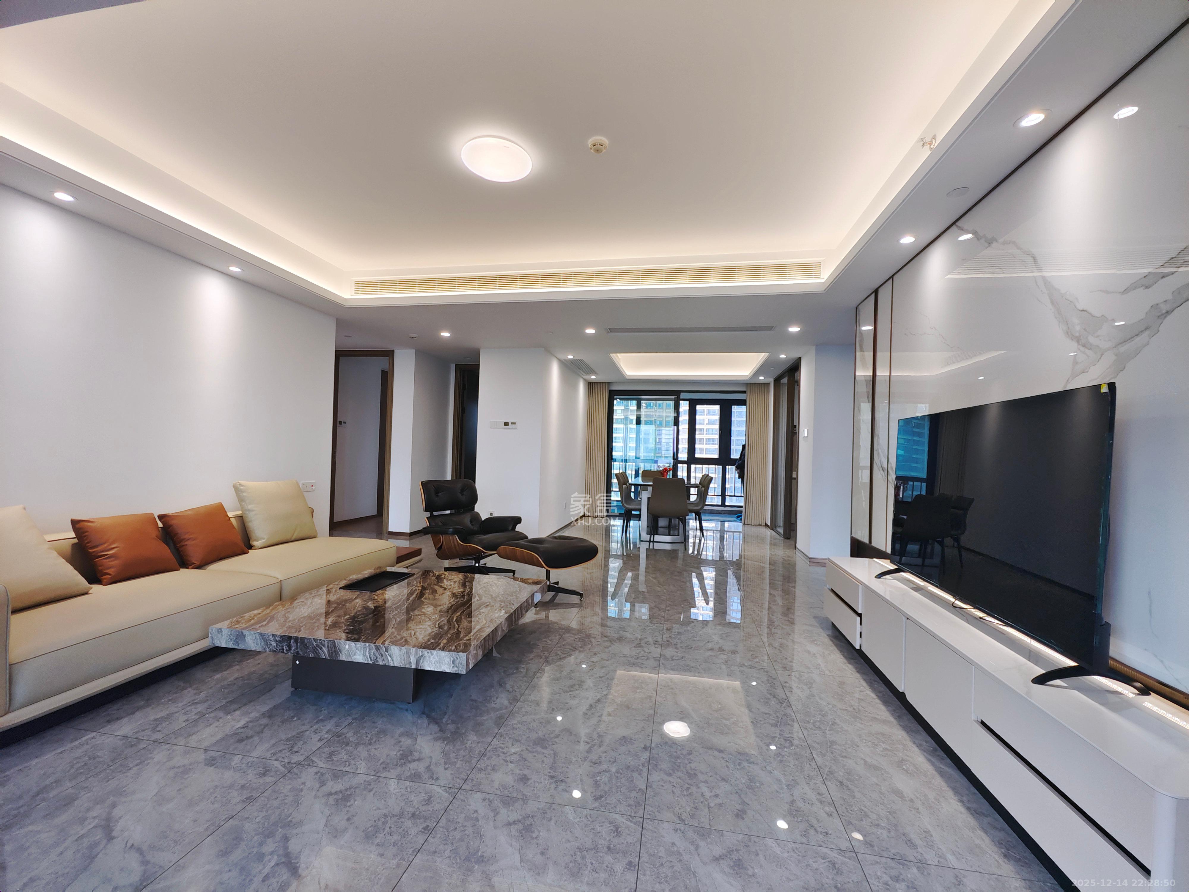 滨江府1913  4室2厅3卫    9500.0元/月