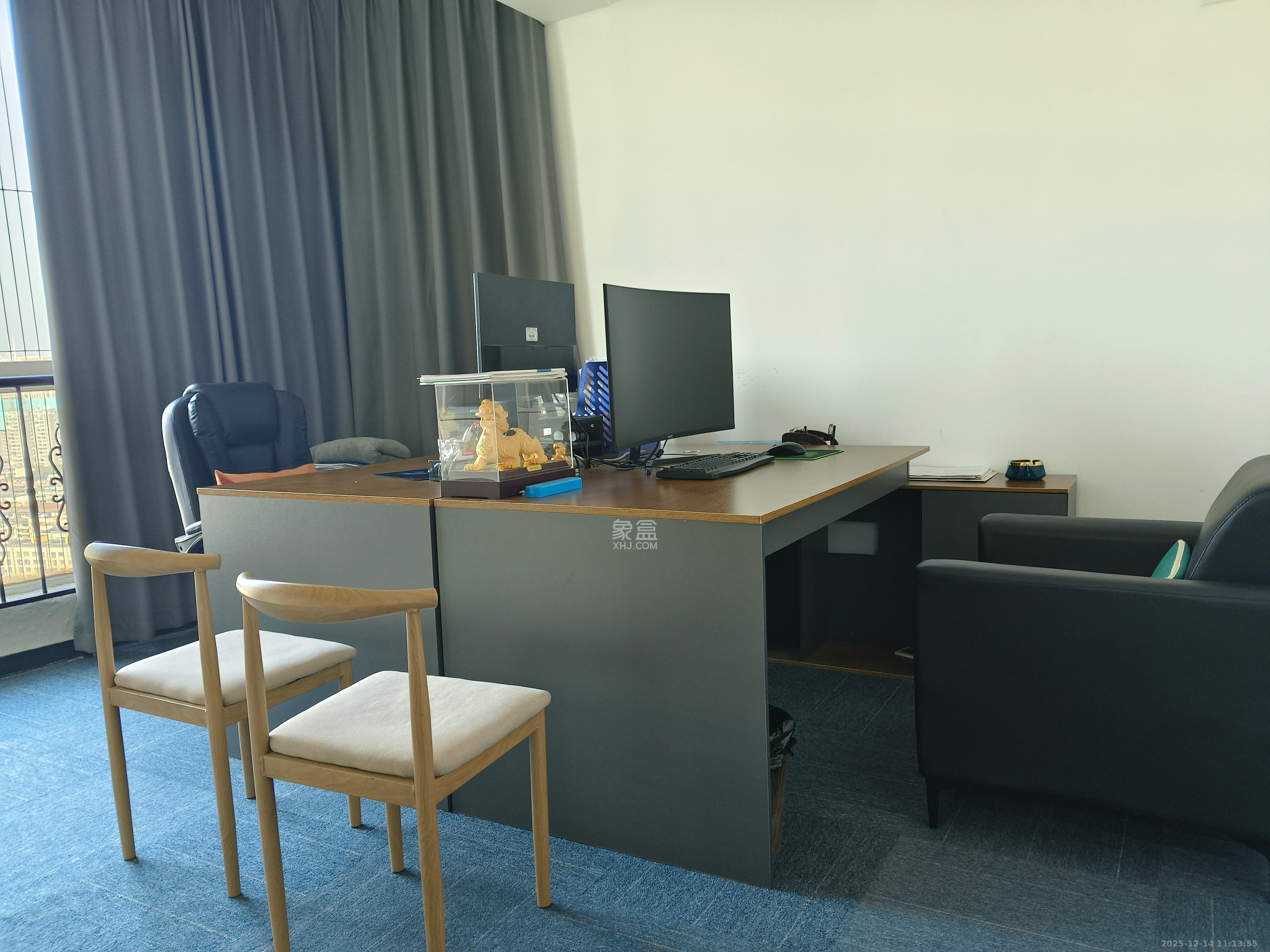 兴威名座  1室1厅1卫    3500.0元/月