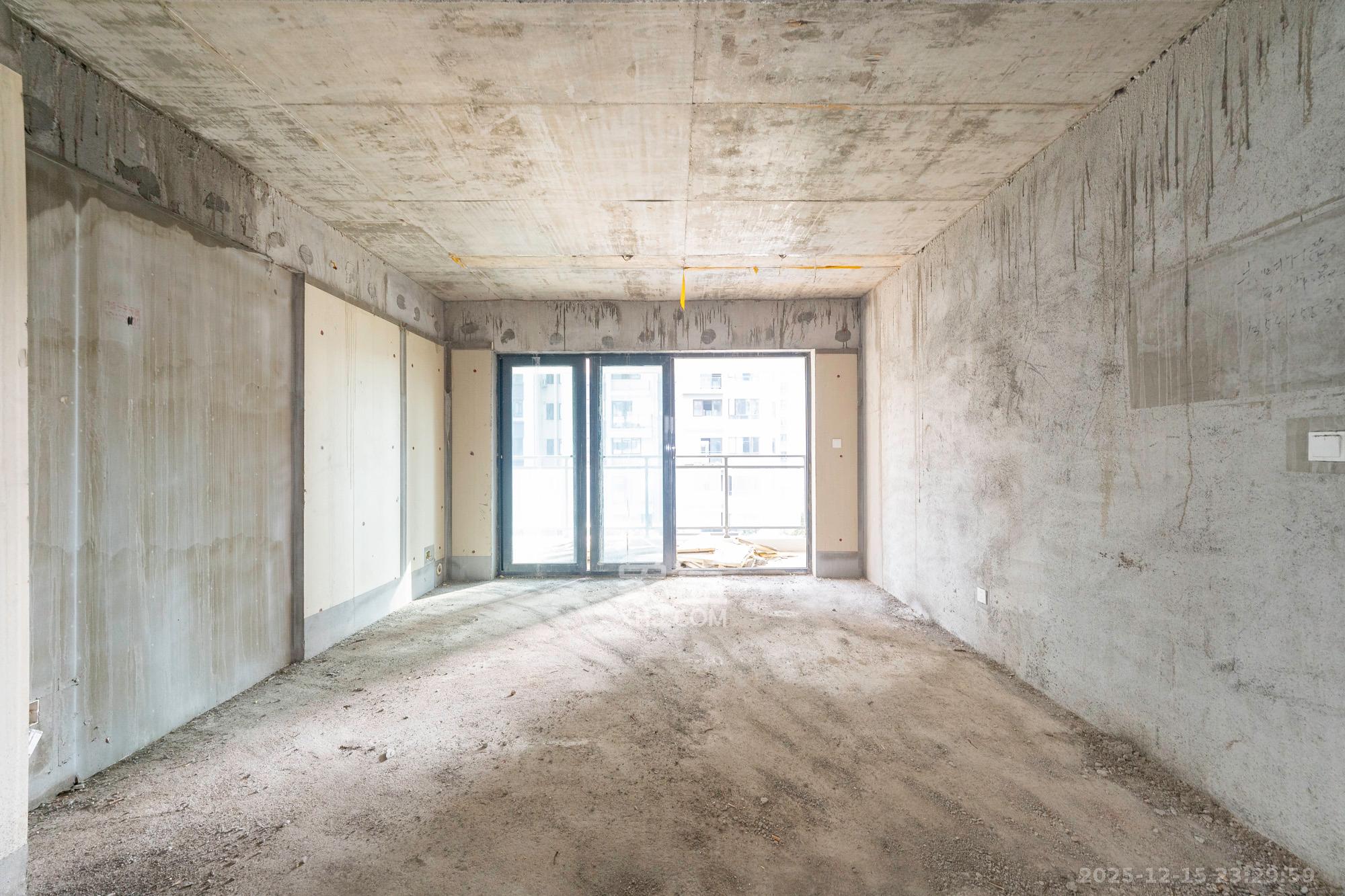 旭辉汇樾城  5室2厅3卫    129.8万