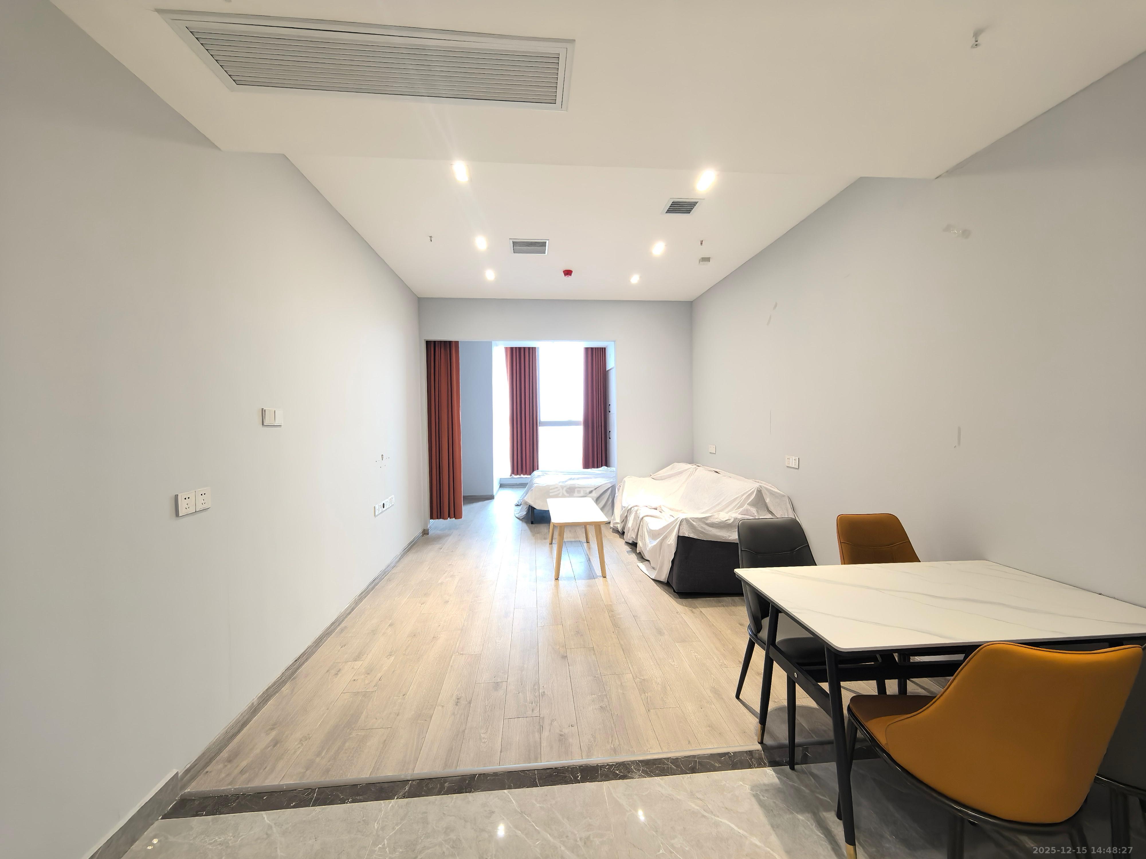 汇景发展环球中心   68.0㎡      3000.0元/月室内图