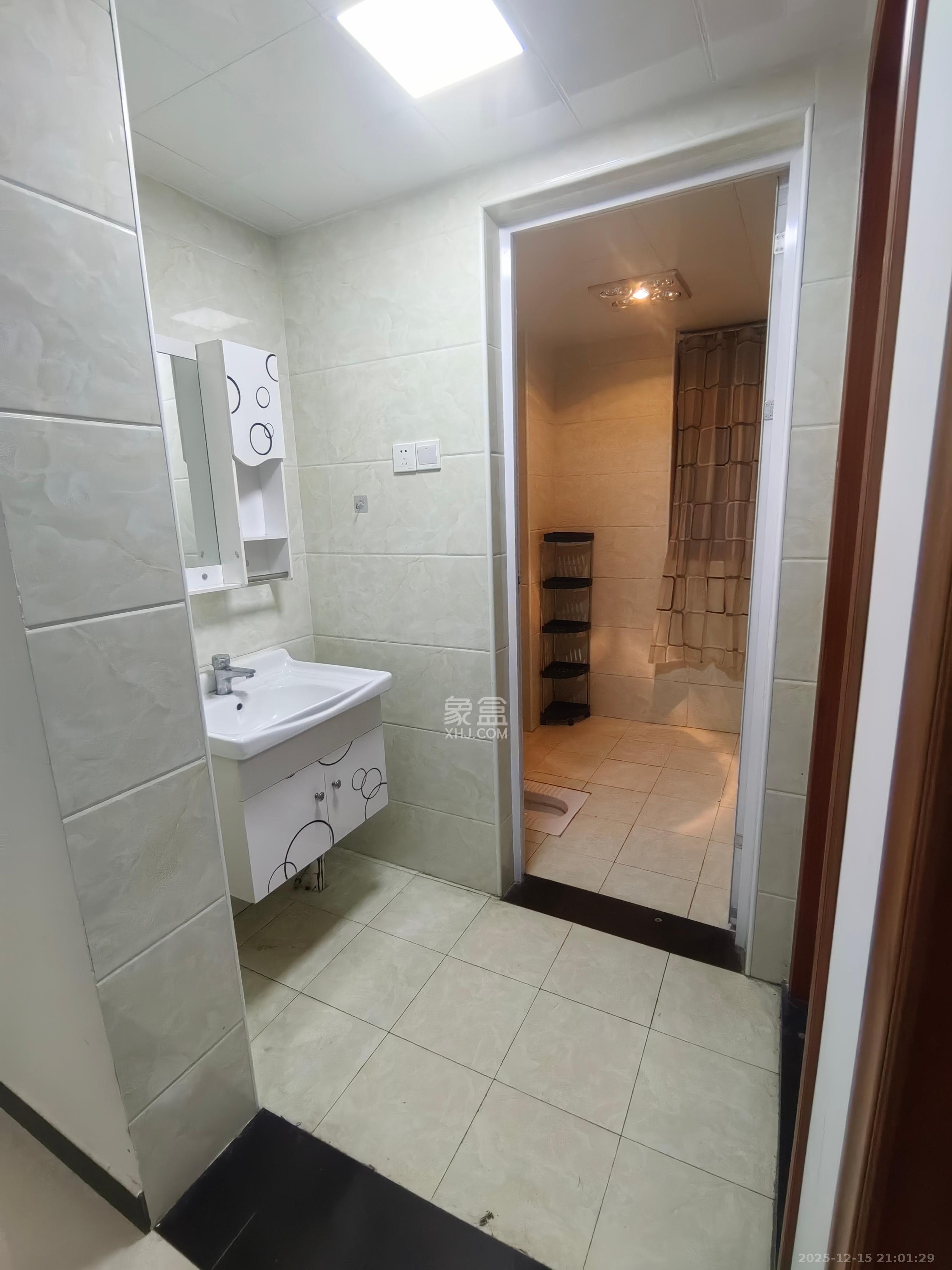 中海梅溪湖壹号  3室2厅1卫    2500.0元/月室内图