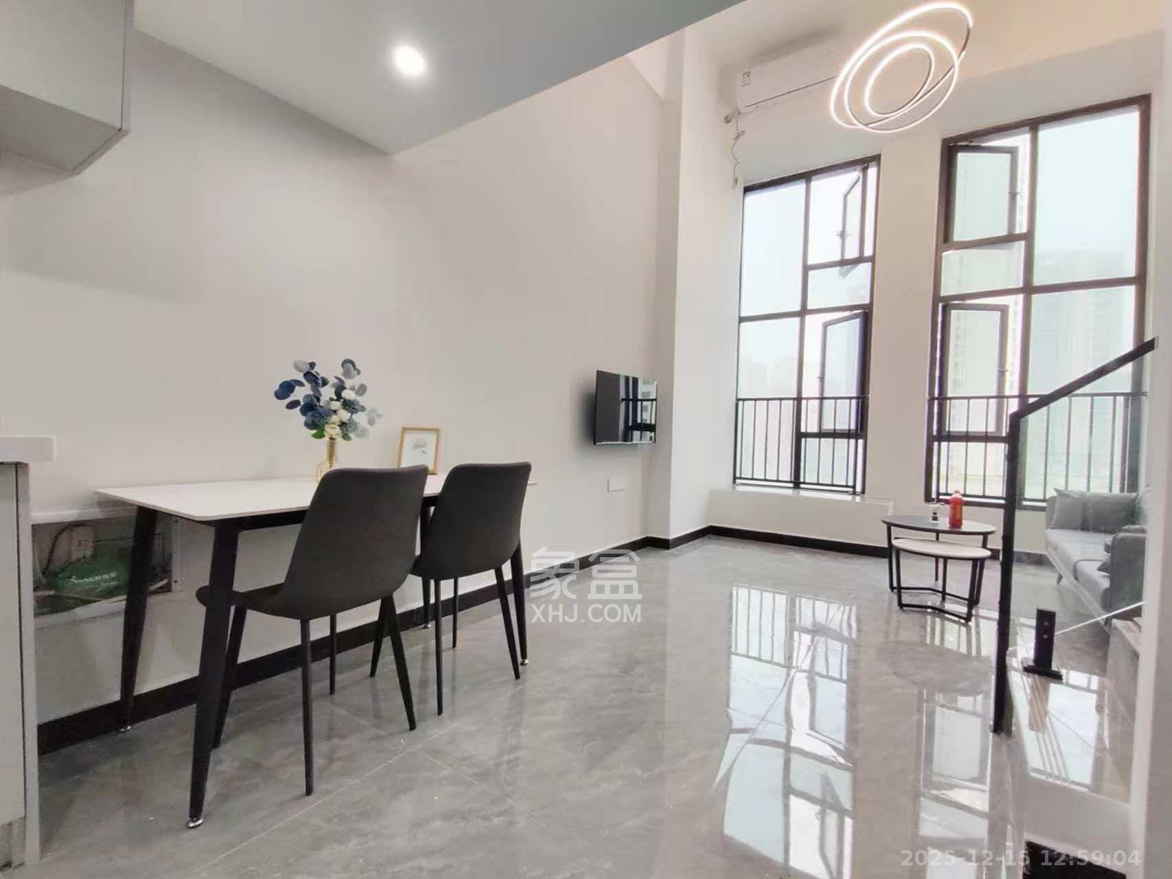 润和国际广场  1室1厅1卫    2000.0元/月