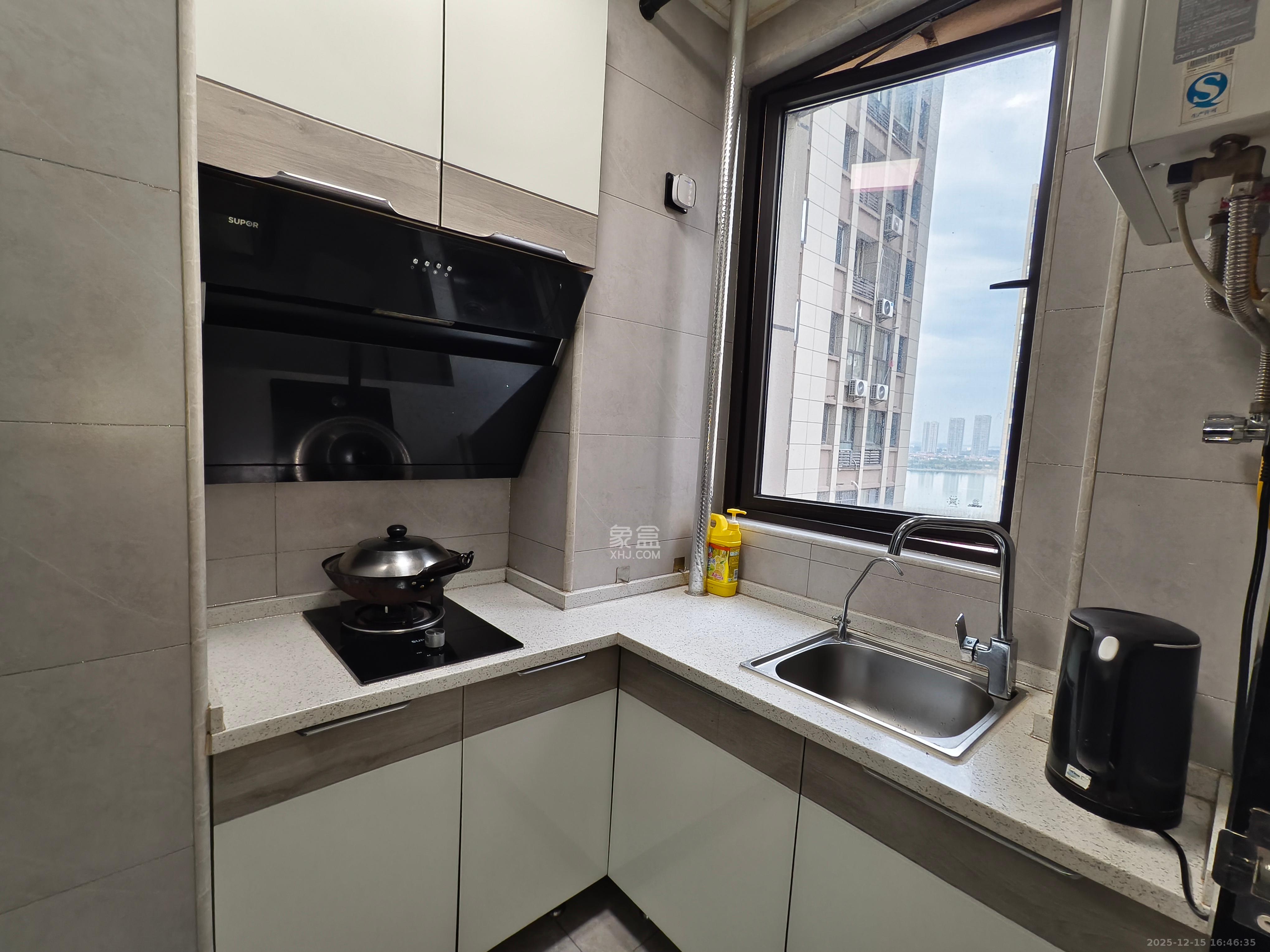 国泰九龙湾  1室1厅1卫    1500.0元/月室内图