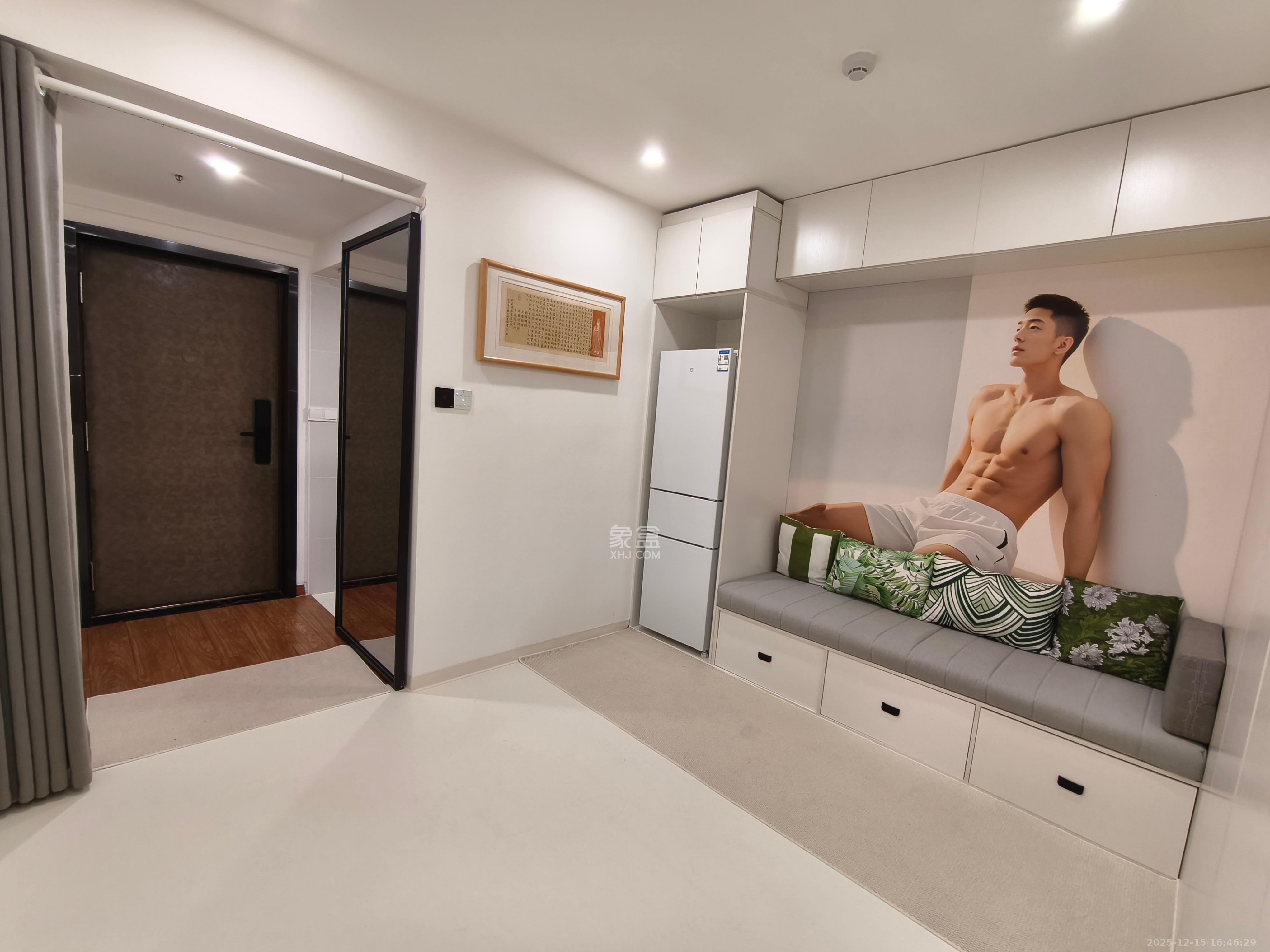 国泰九龙湾  1室1厅1卫    1500.0元/月室内图