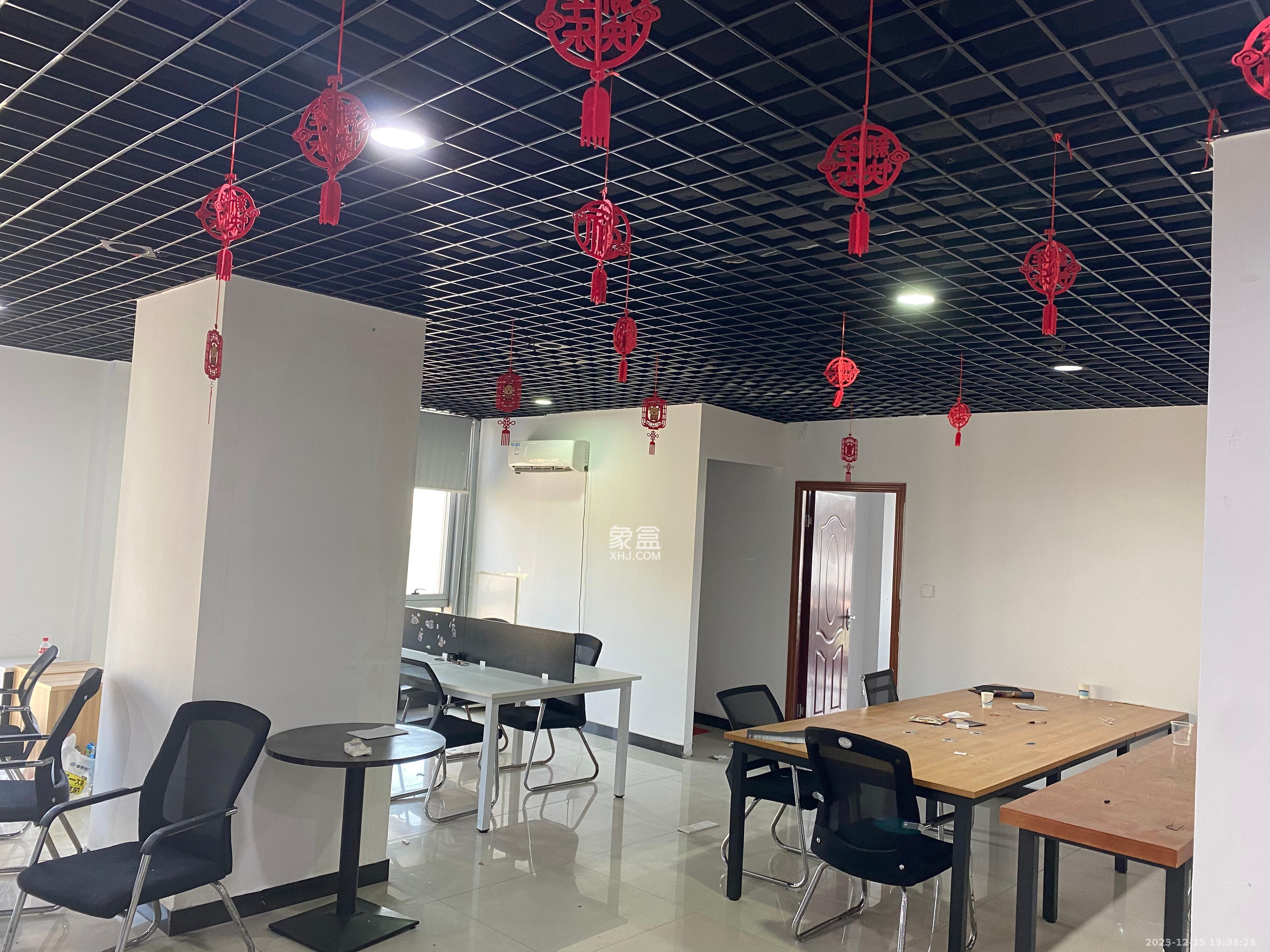 奥克斯缔壹城   190.0㎡      5800.0元/月室内图