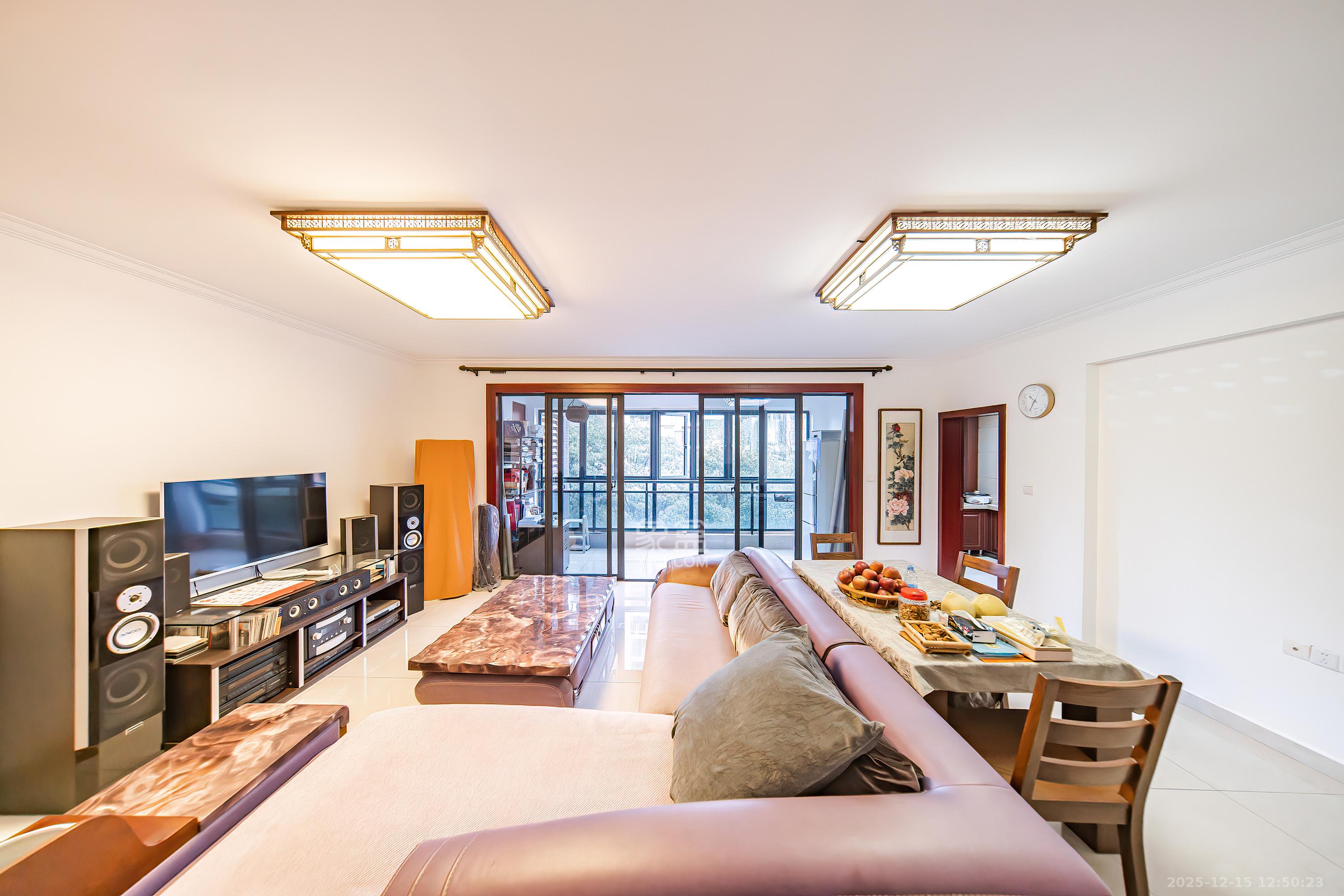 公园9号  3室2厅2卫    236.0万