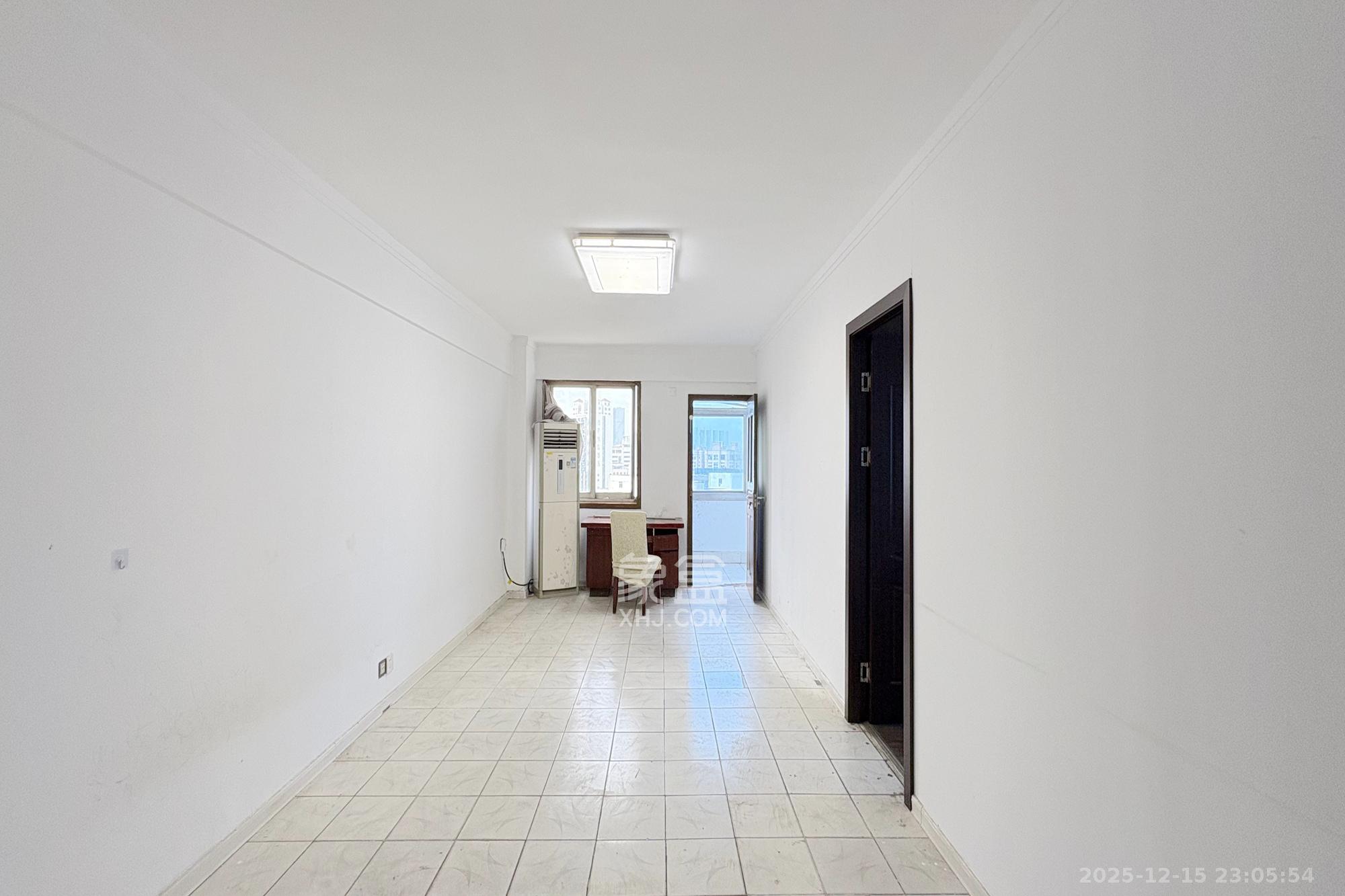 晓园大厦  1室0厅0卫    56.0万