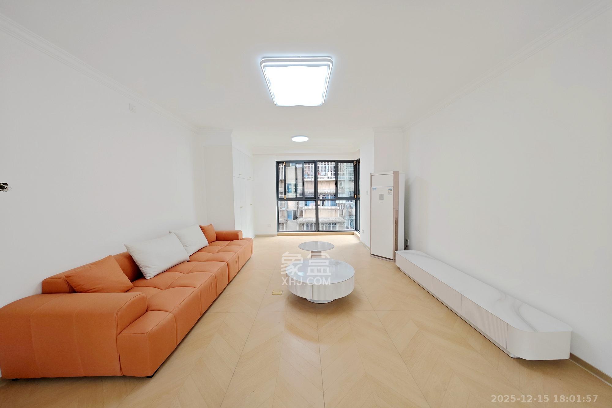 格蓝康都  3室2厅1卫    88.0万