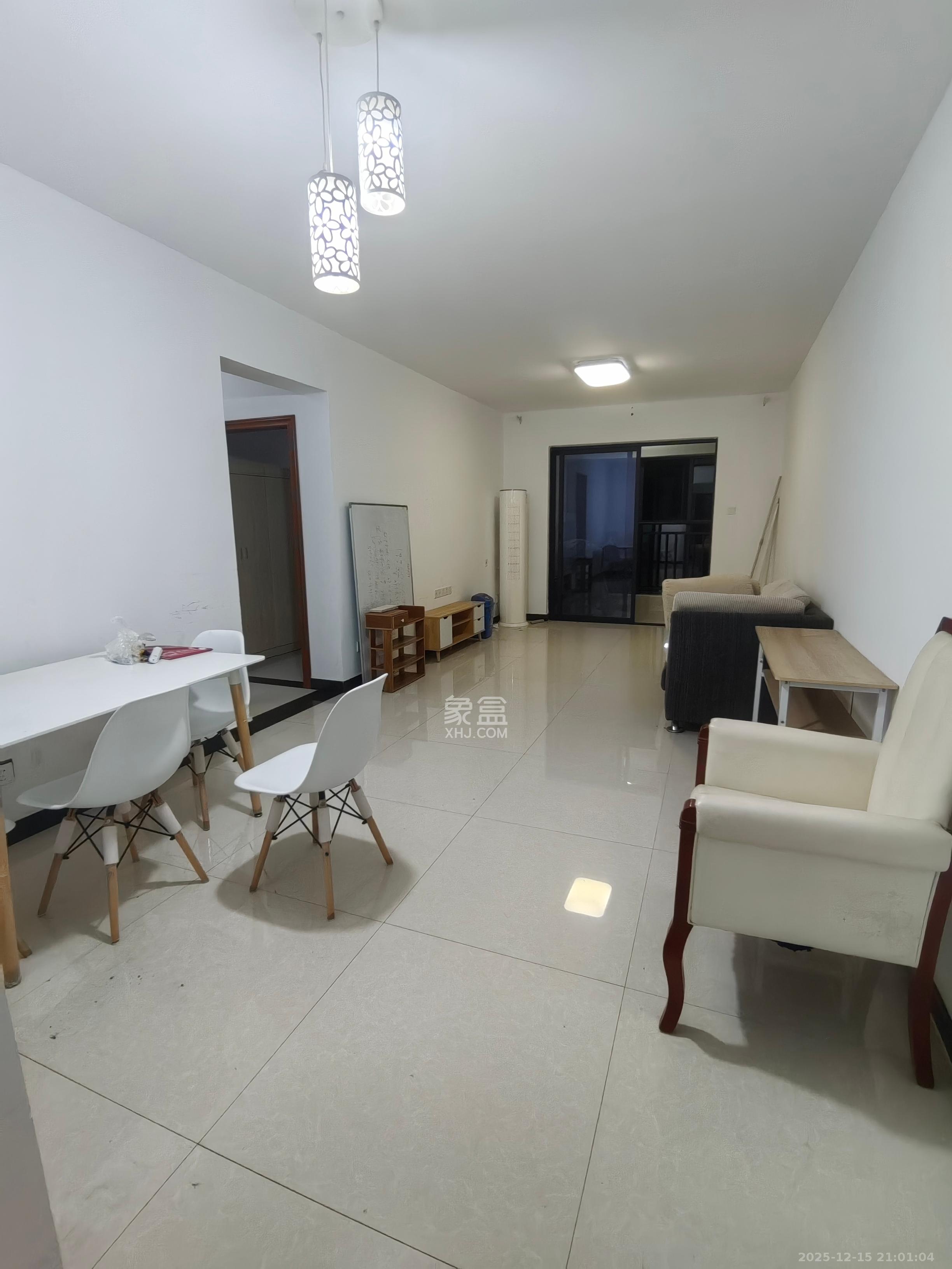 中海梅溪湖壹号 3室2厅1卫 2500.0元/月 中海梅溪湖壹号 3室2厅1卫 2500.0元/月室内图